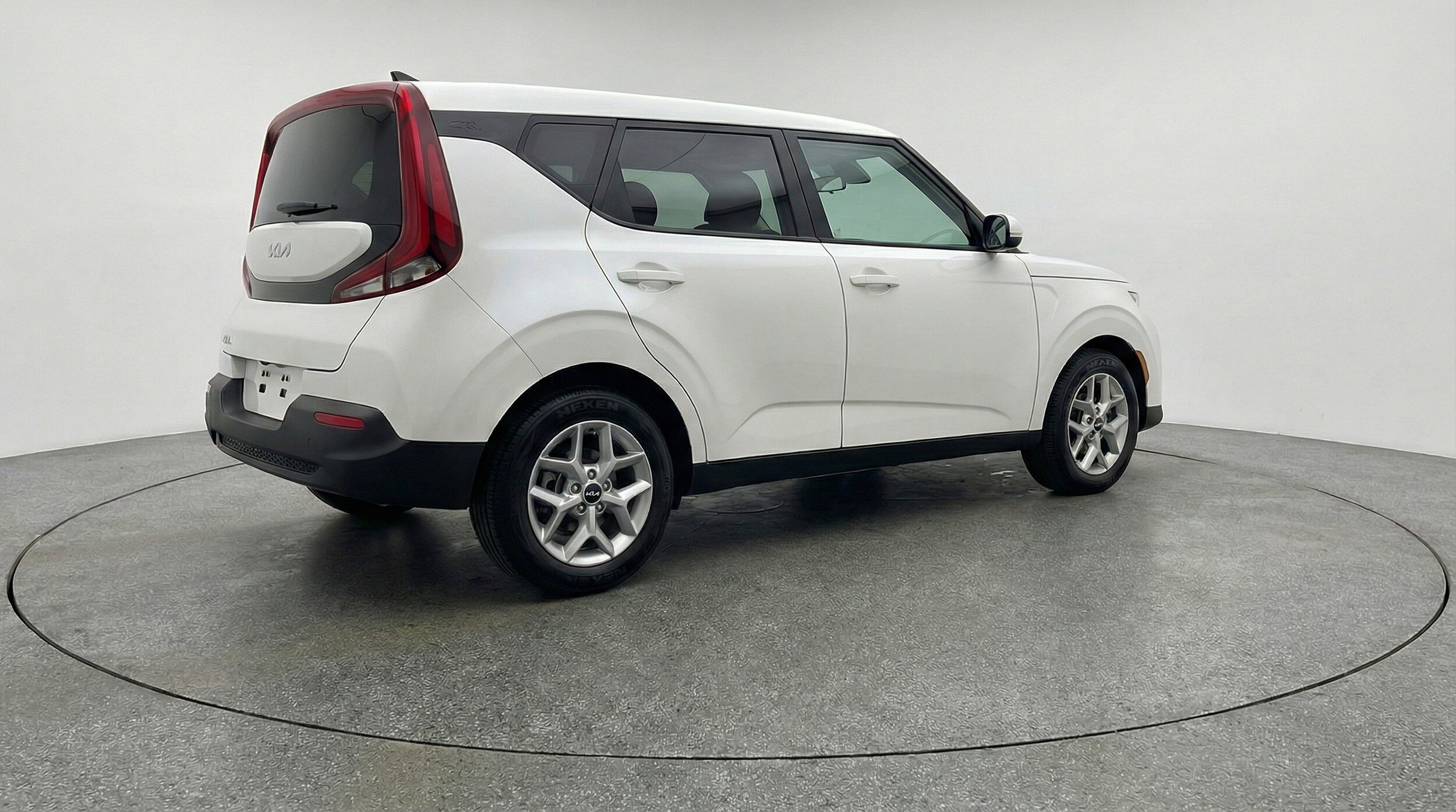 Thumbnail: 2025 Kia Soul - 9