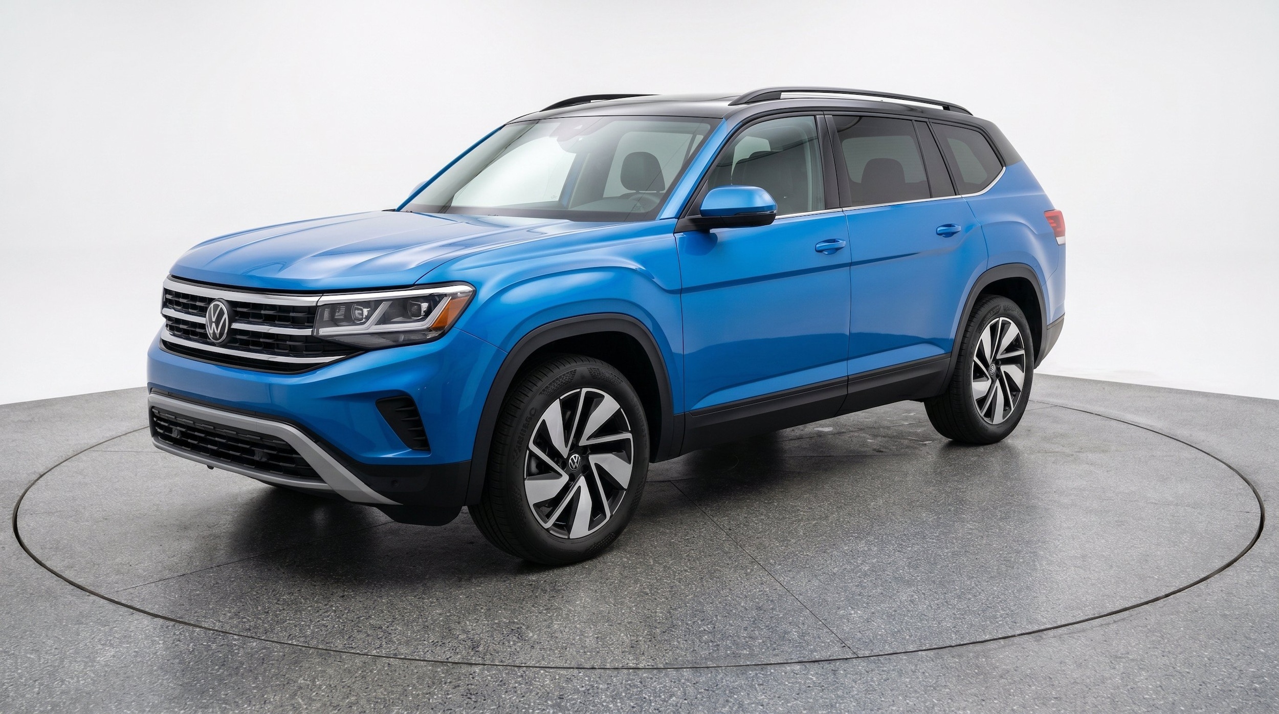 Thumbnail: 2026 Volkswagen Atlas - 3