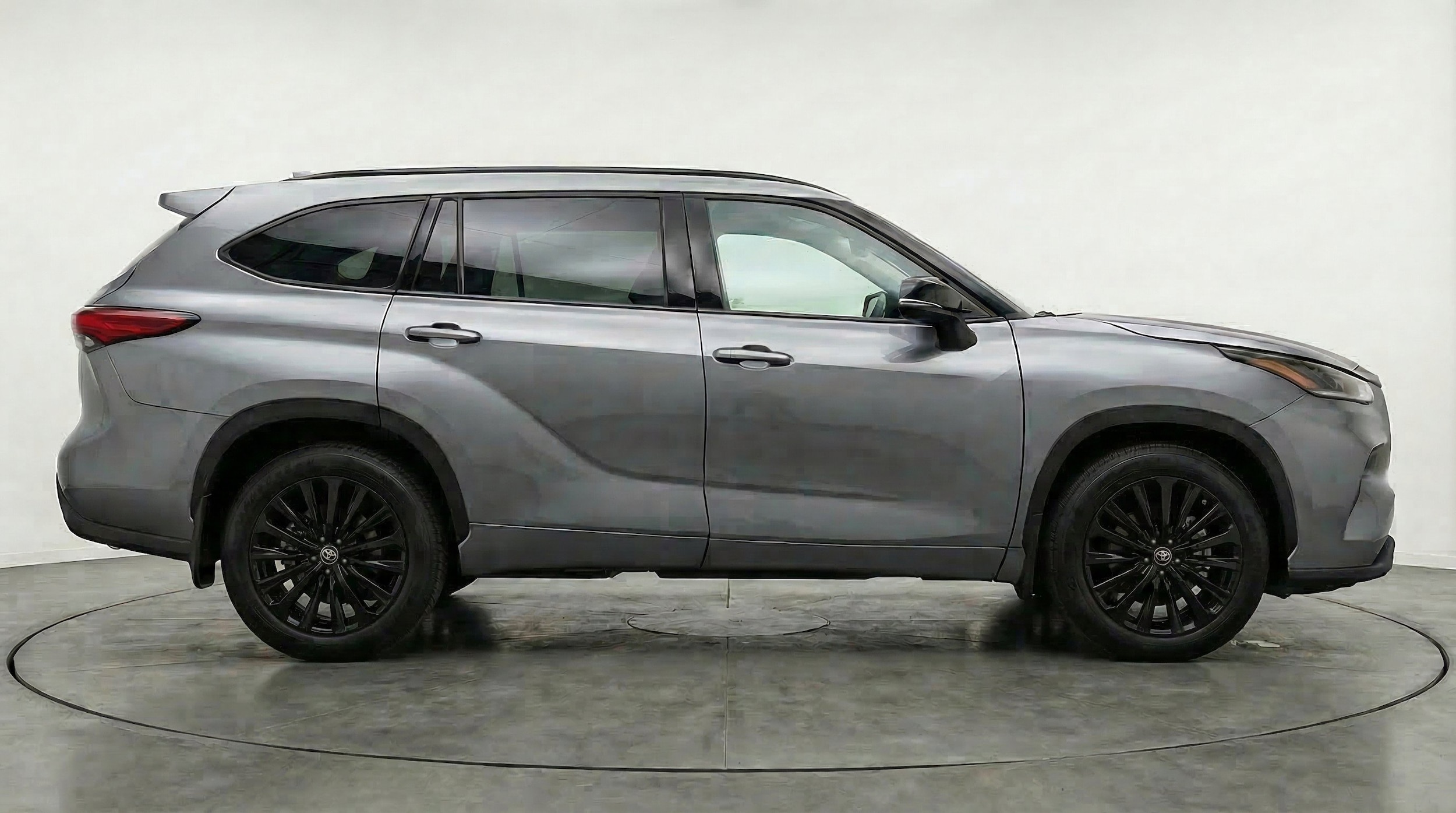 Thumbnail: 2025 Toyota Highlander - 11