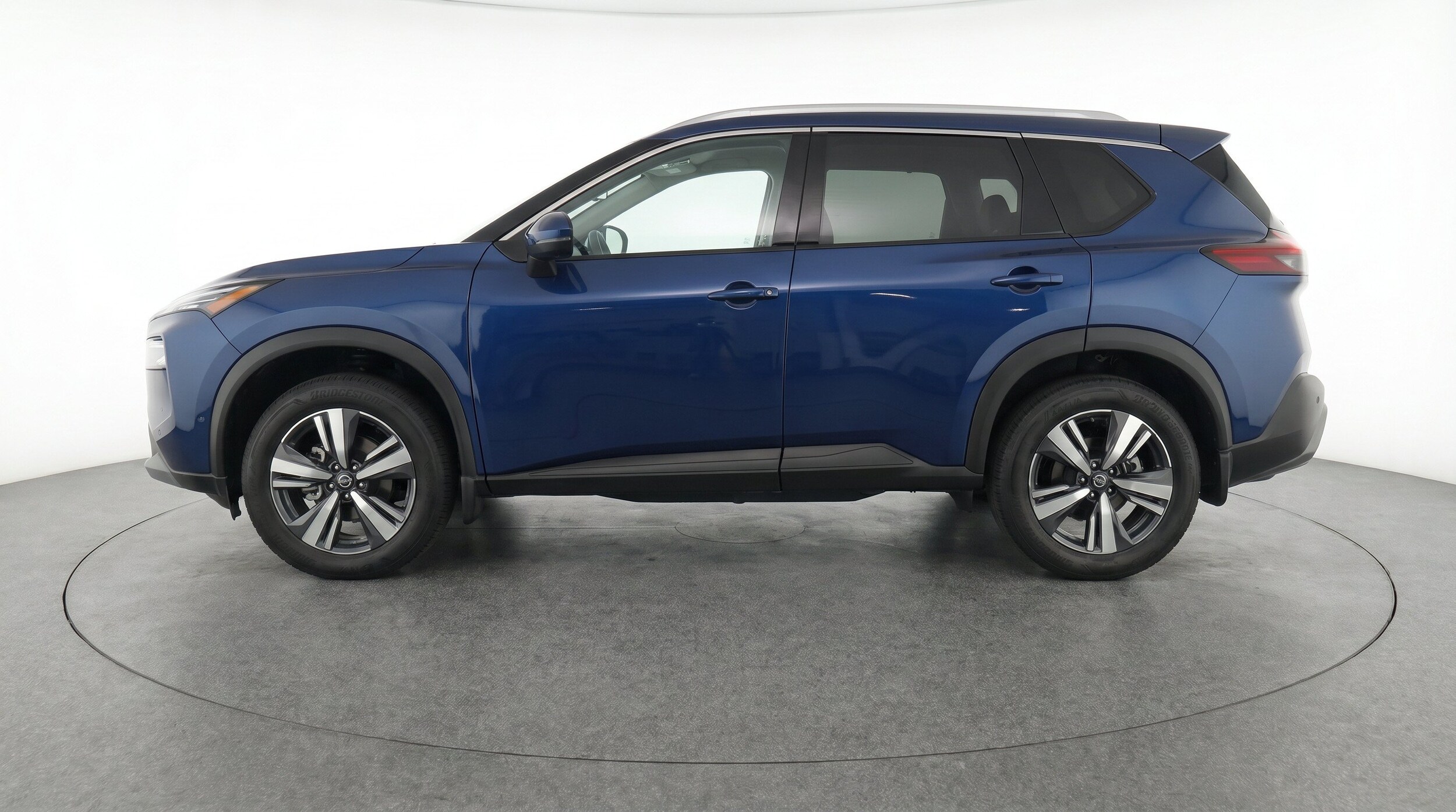 Thumbnail: 2026 Nissan Rogue - 5