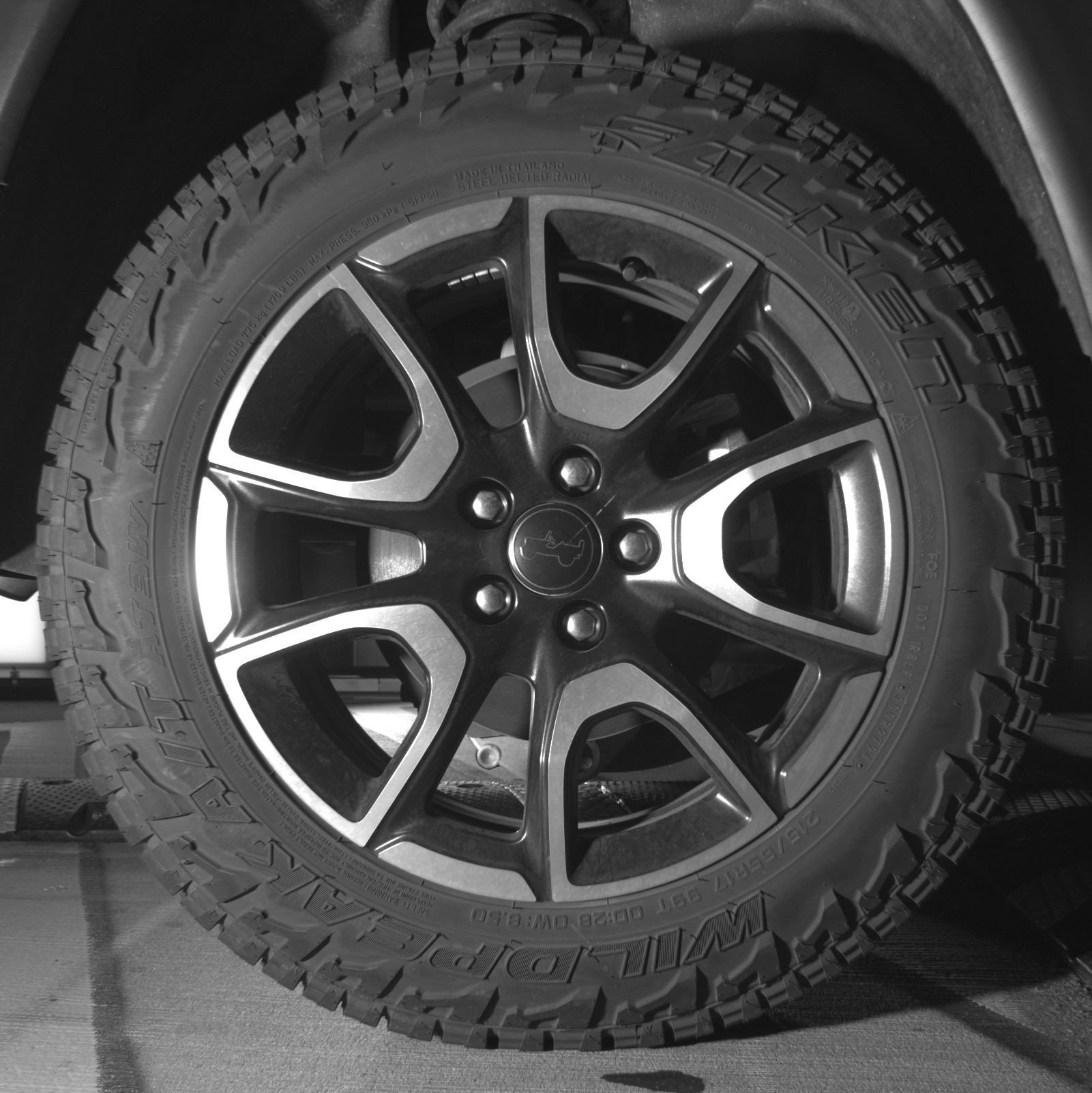 Thumbnail: 2025 Jeep Compass - 15