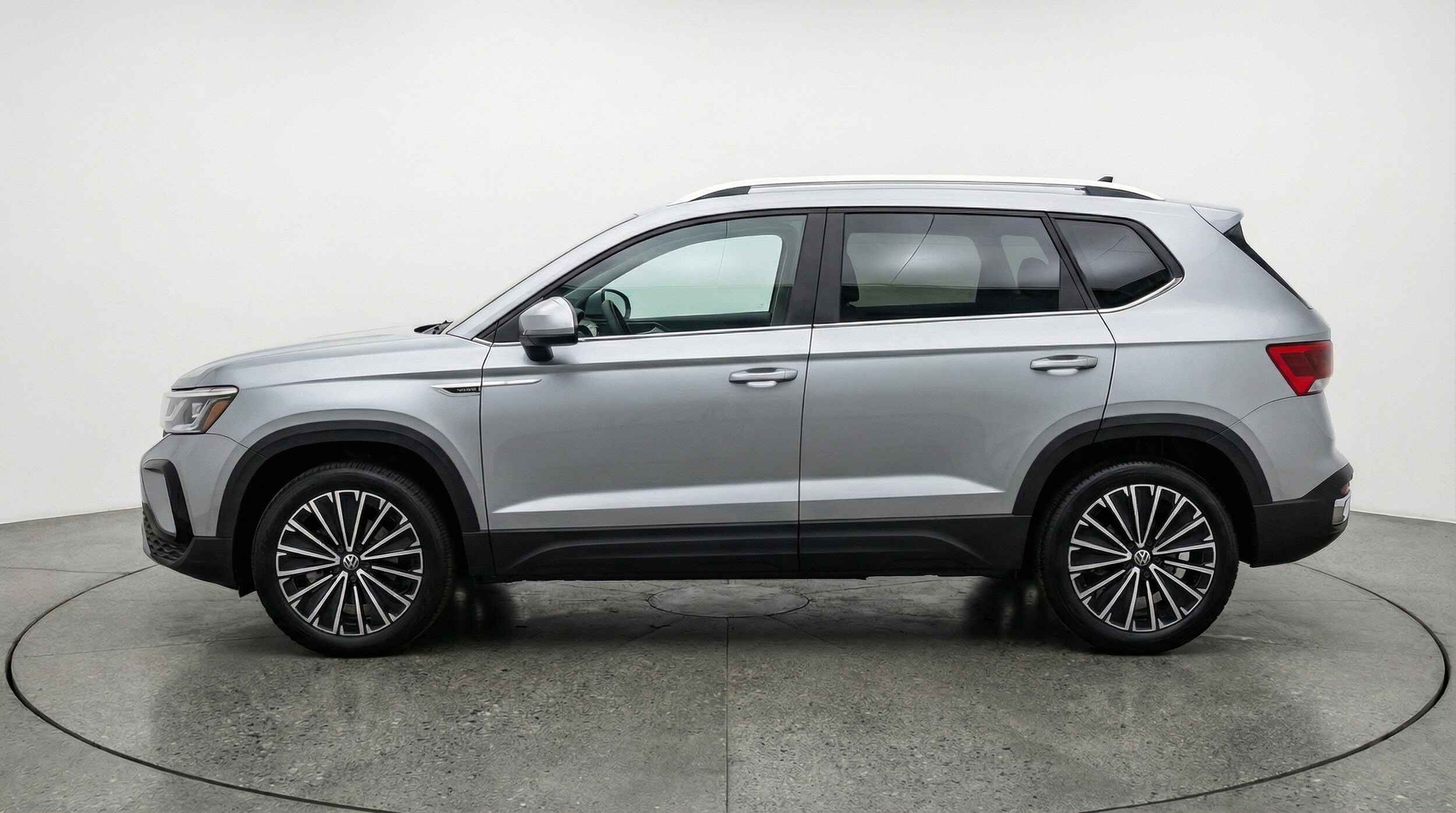 Thumbnail: 2026 Volkswagen Taos - 5