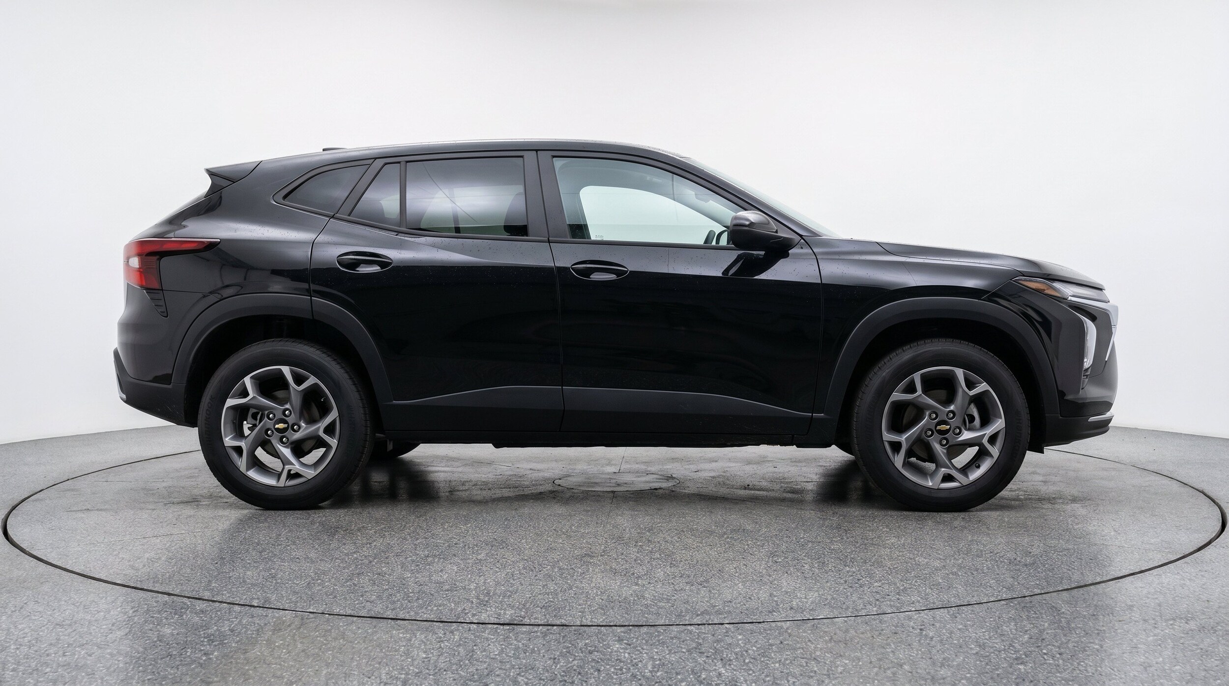 Thumbnail: 2025 Chevrolet Trax - 10
