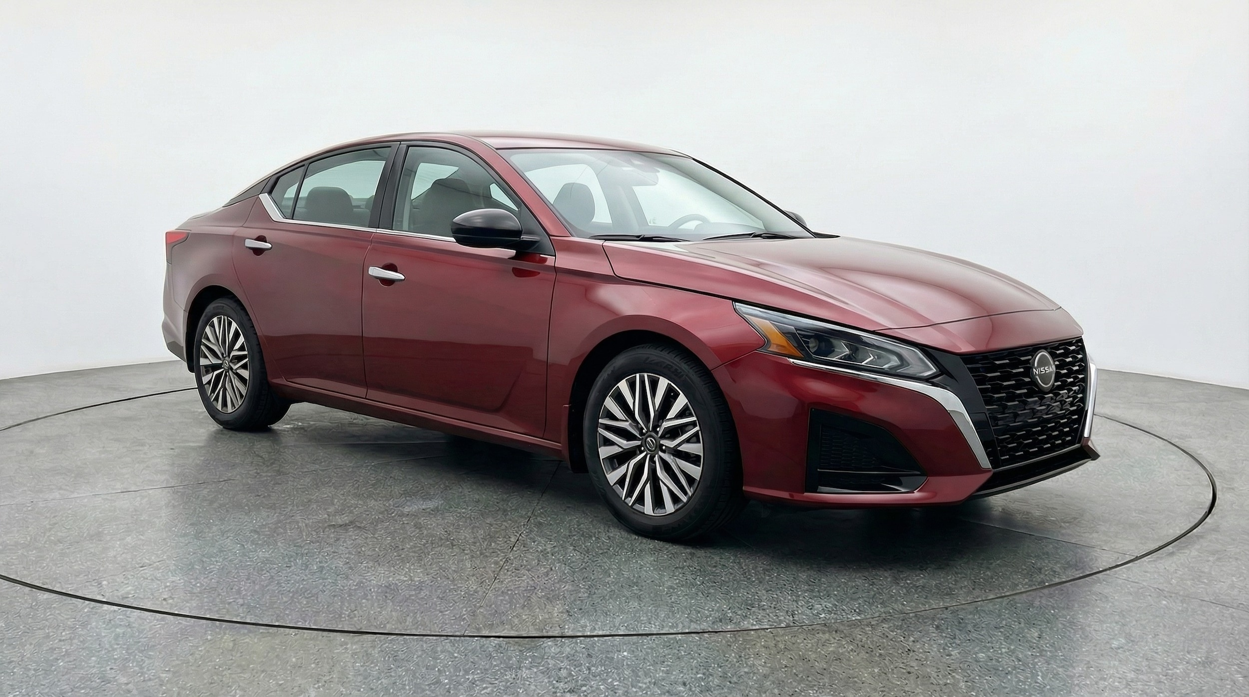 Thumbnail: 2025 Nissan Altima - 1