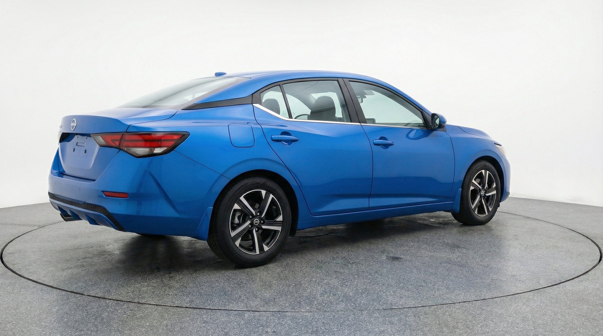 Thumbnail: 2025 Nissan Sentra - 9