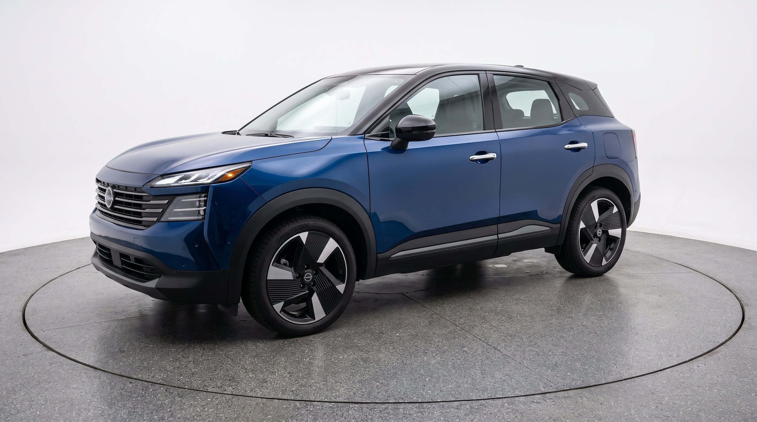 Thumbnail: 2026 Nissan Kicks - 3