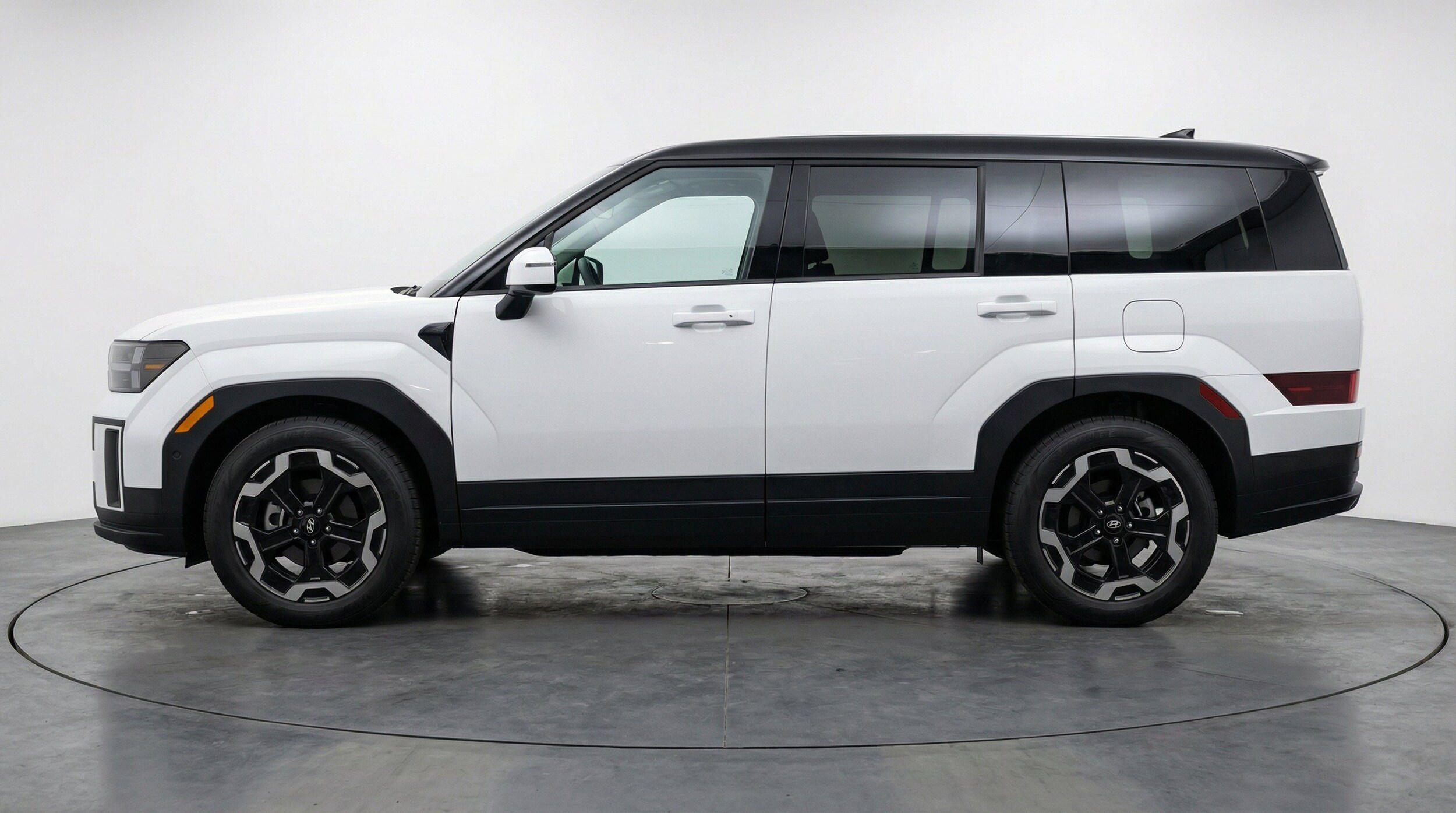 Thumbnail: 2026 Hyundai Santa Fe - 5