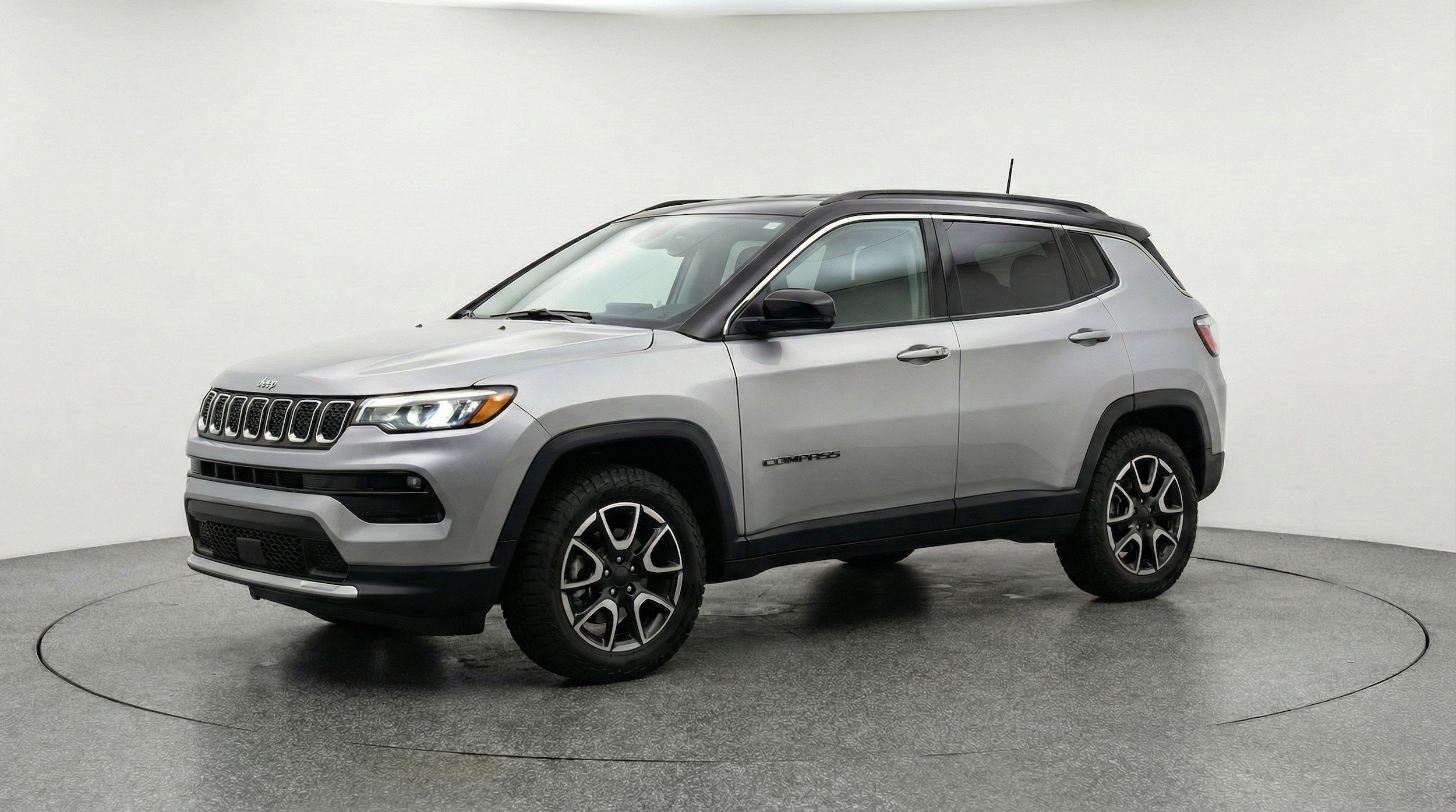 Thumbnail: 2025 Jeep Compass - 3