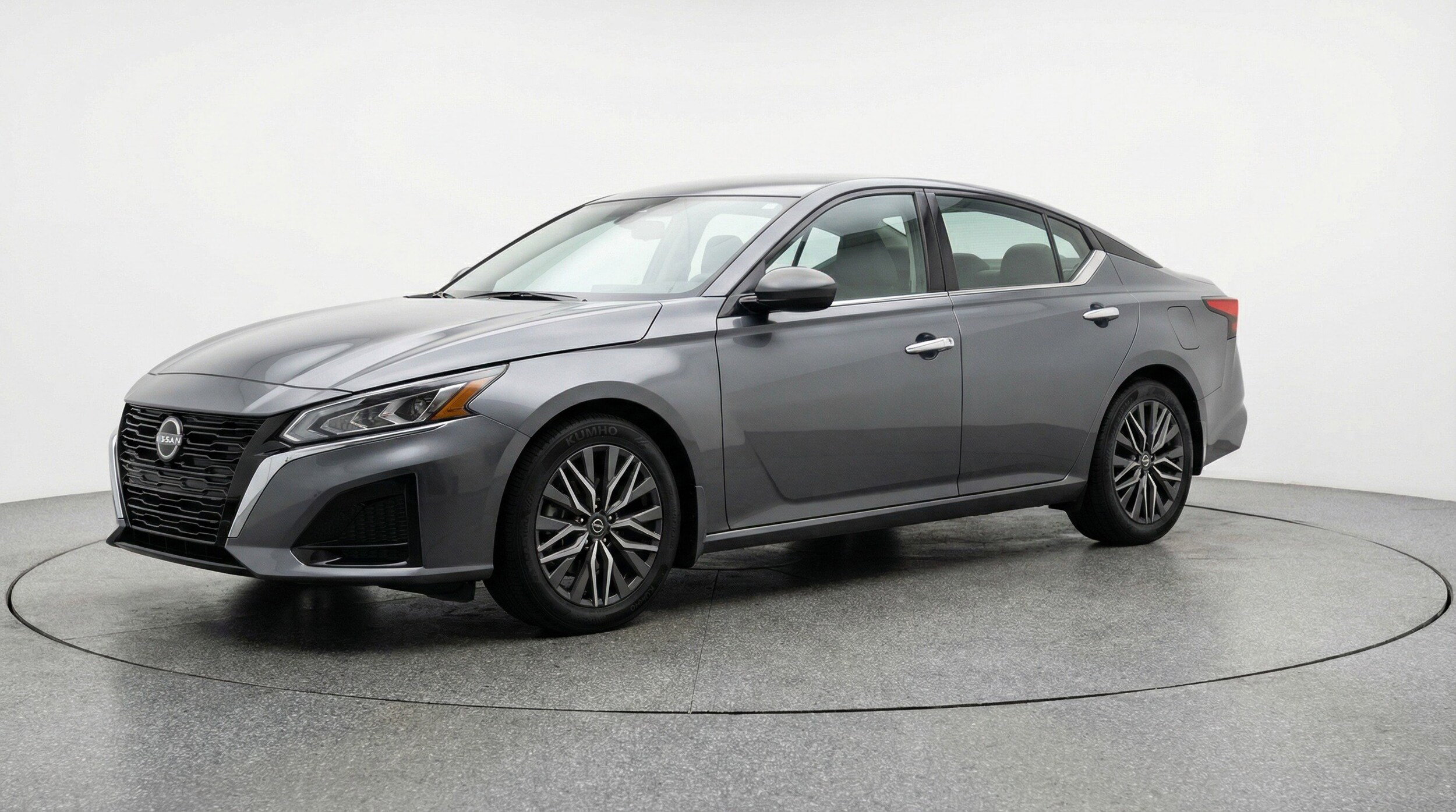 Thumbnail: 2025 Nissan Altima - 3