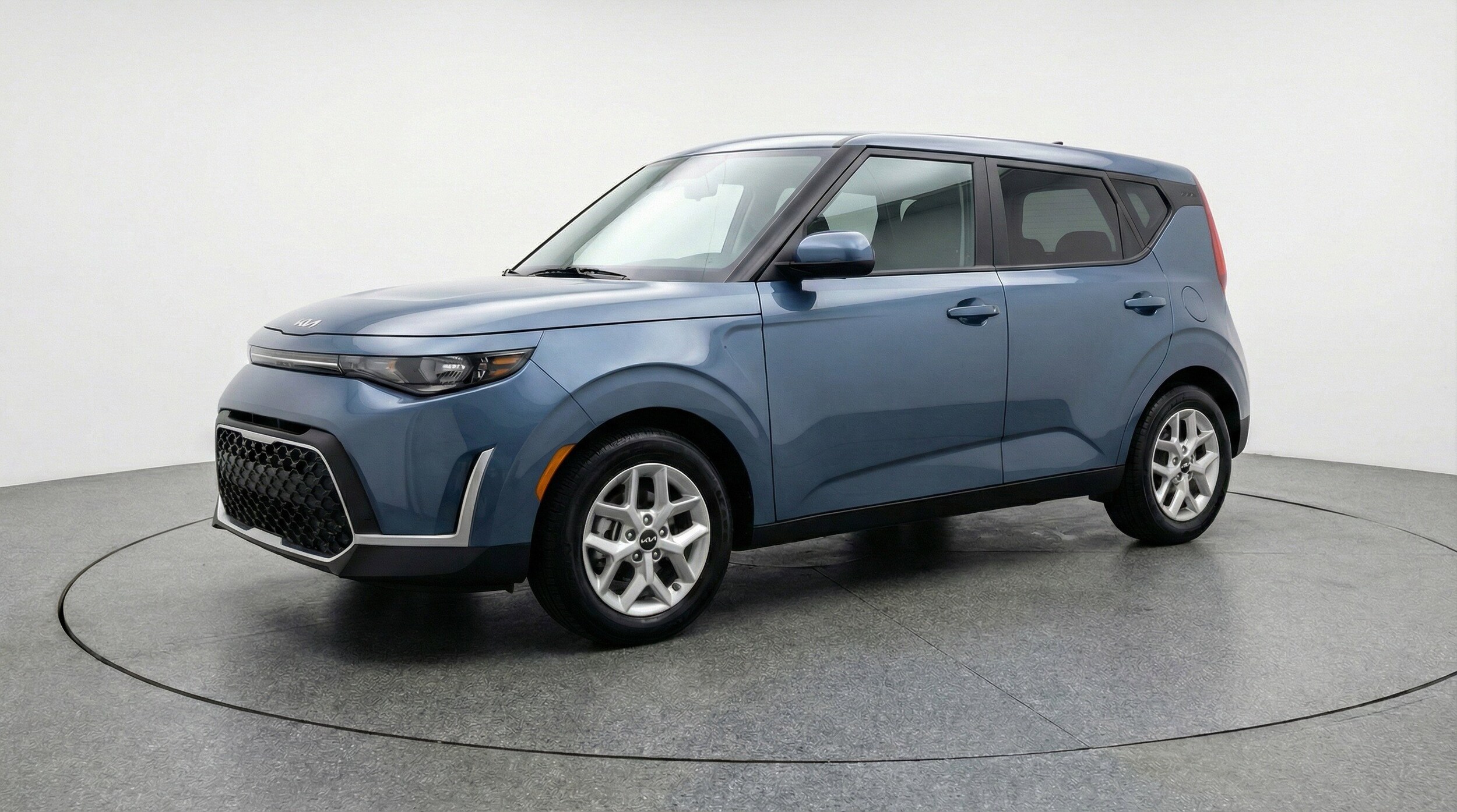 Thumbnail: 2025 Kia Soul - 3