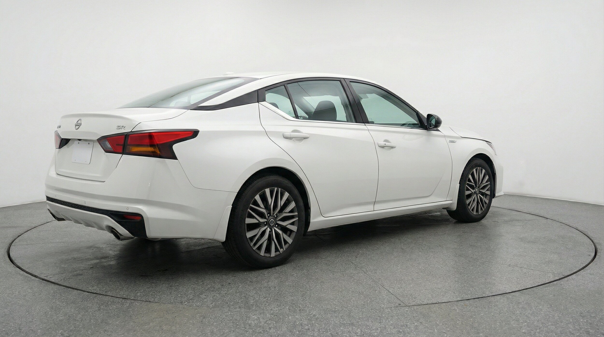 Thumbnail: 2025 Nissan Altima - 9