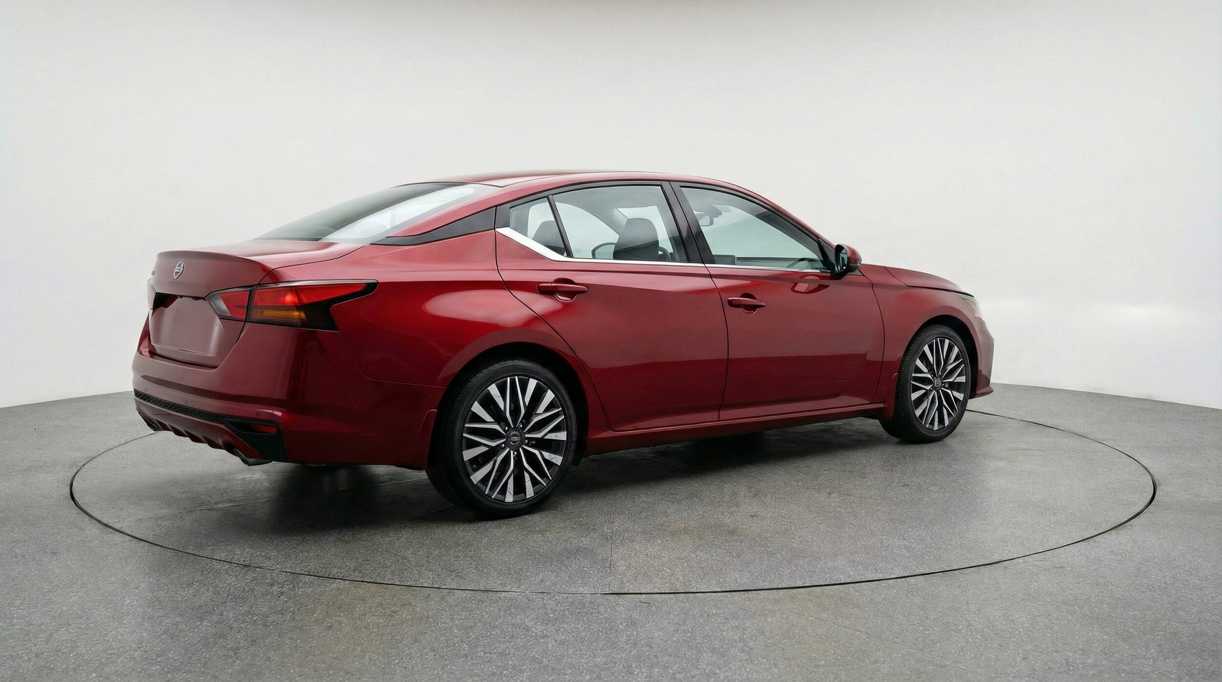 Thumbnail: 2025 Nissan Altima - 9