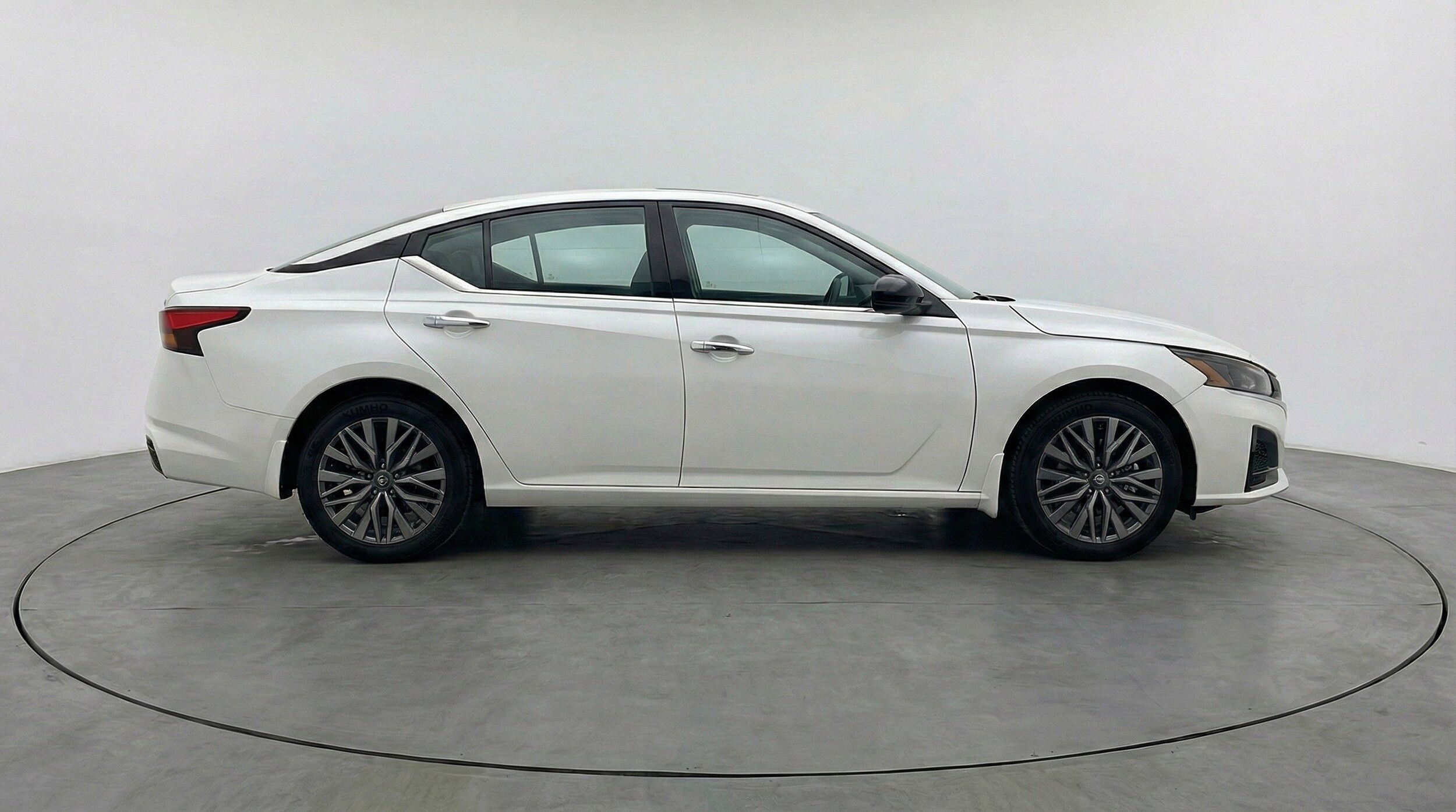 Thumbnail: 2025 Nissan Altima - 11
