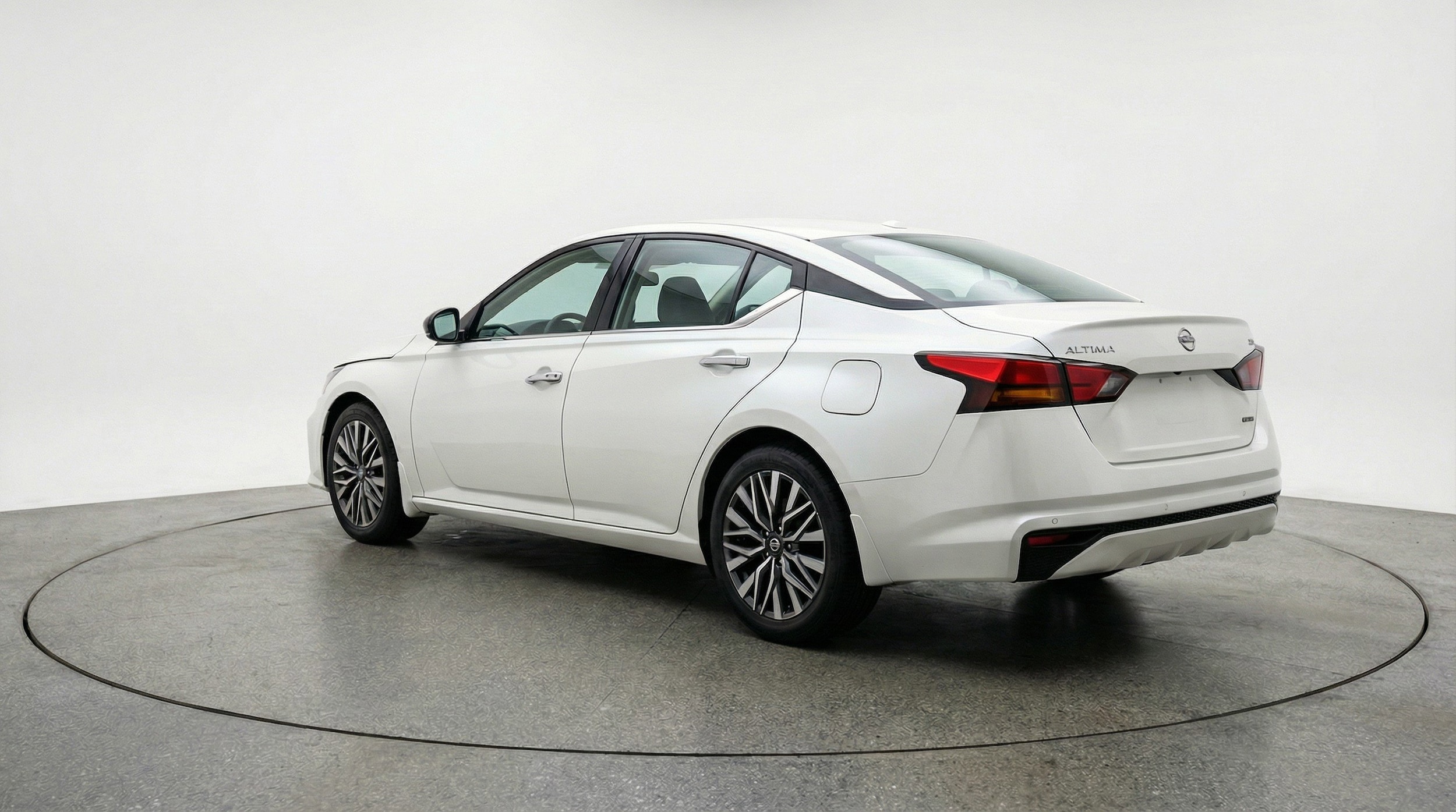 Thumbnail: 2025 Nissan Altima - 6