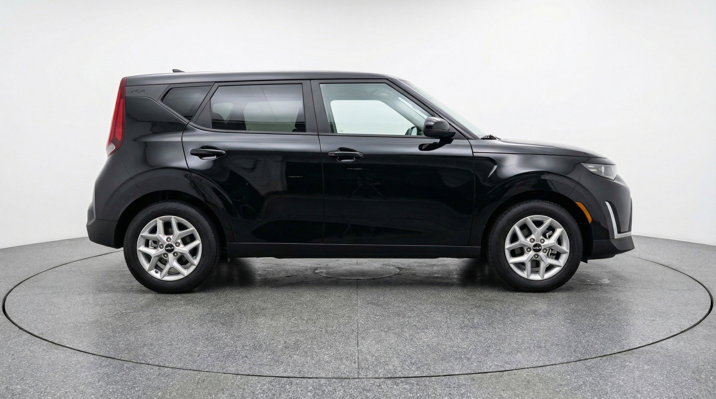 Thumbnail: 2025 Kia Soul - 11