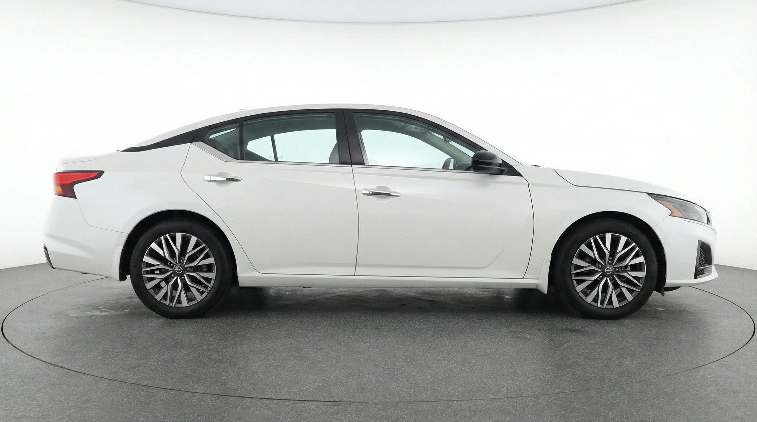 Thumbnail: 2025 Nissan Altima - 11