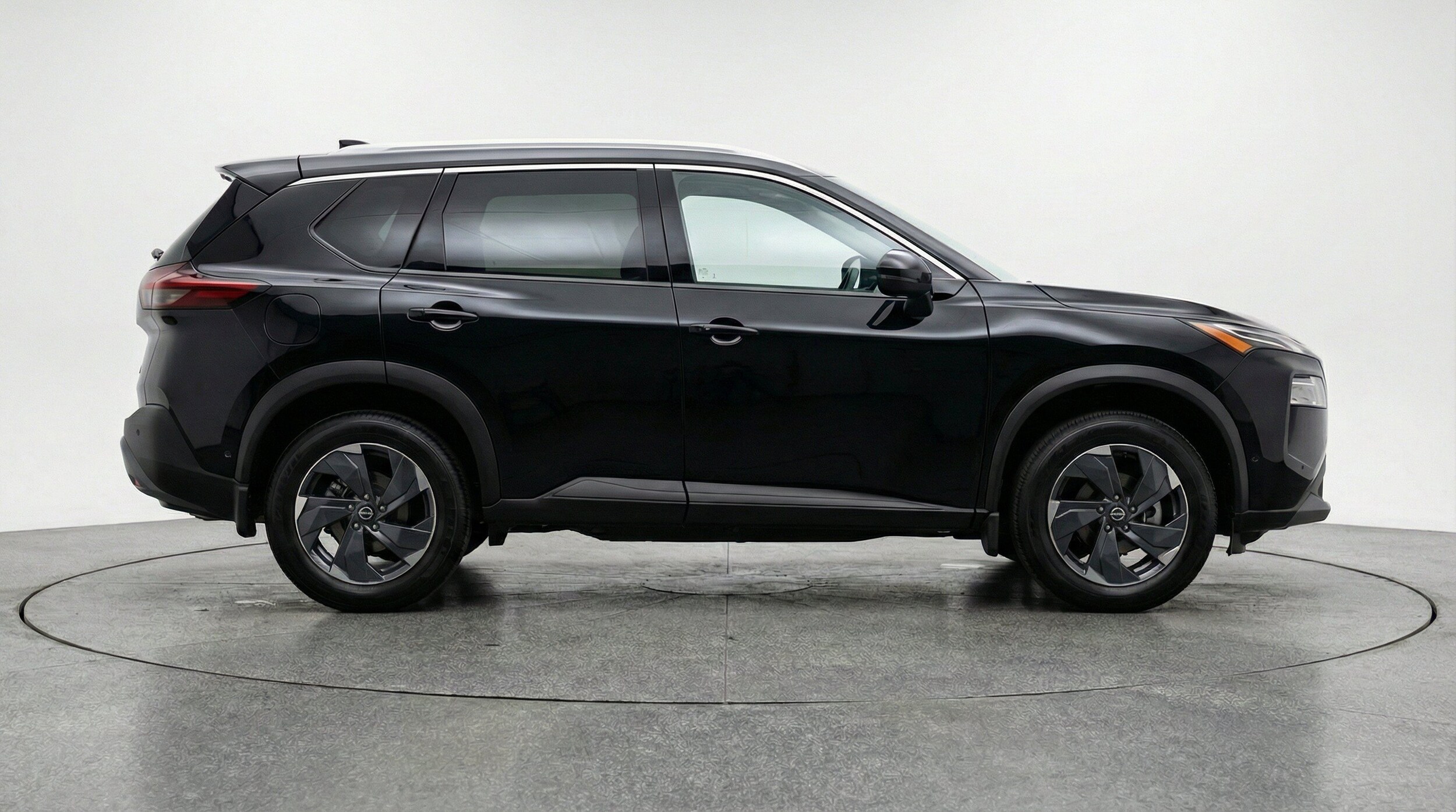 Thumbnail: 2025 Nissan Rogue - 11