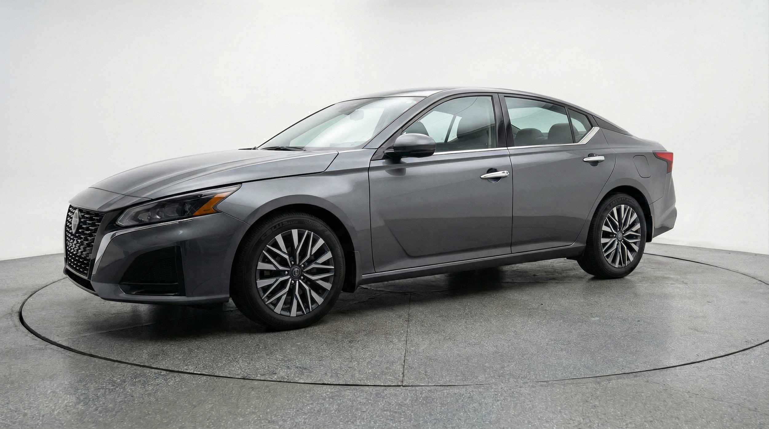 Thumbnail: 2025 Nissan Altima - 3