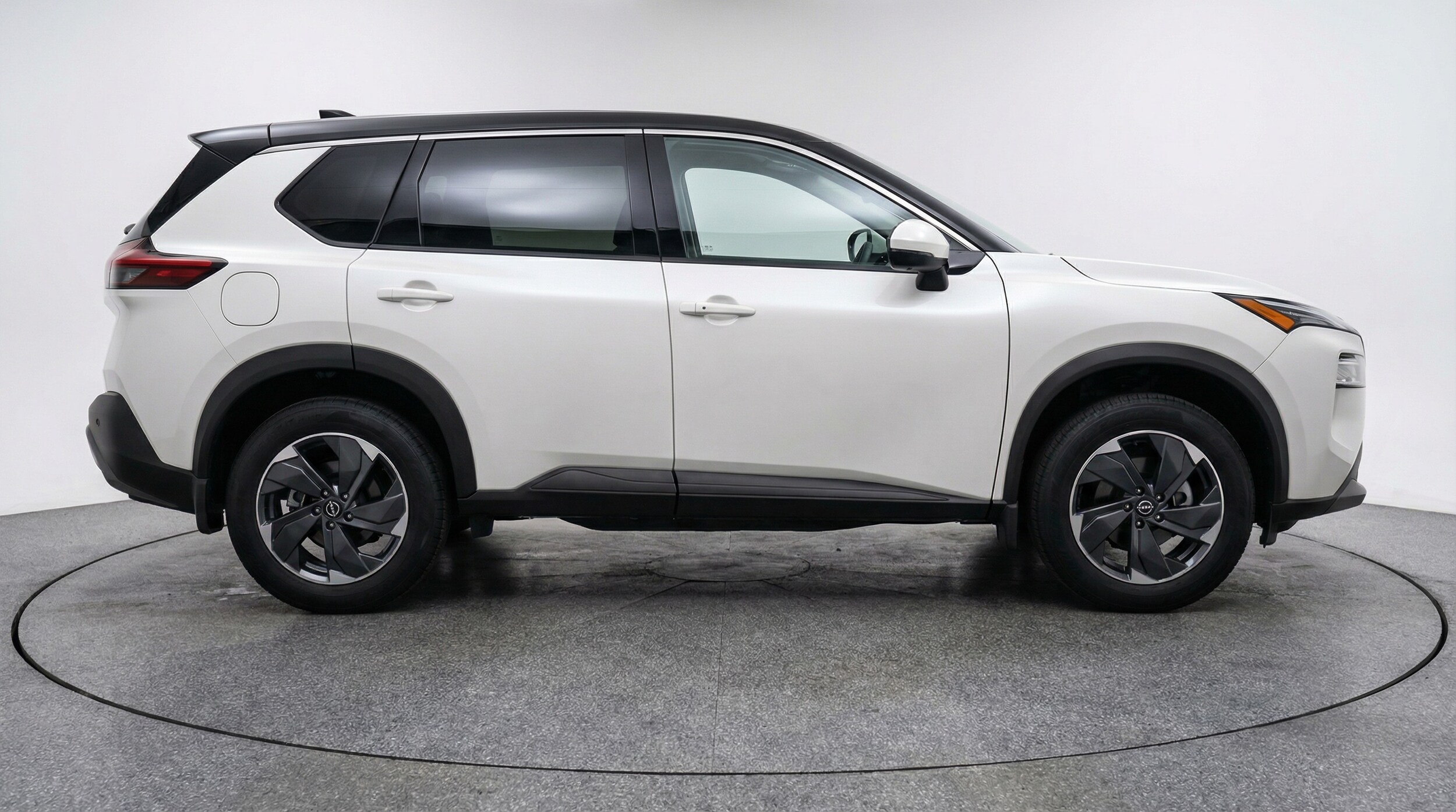 Thumbnail: 2025 Nissan Rogue - 8