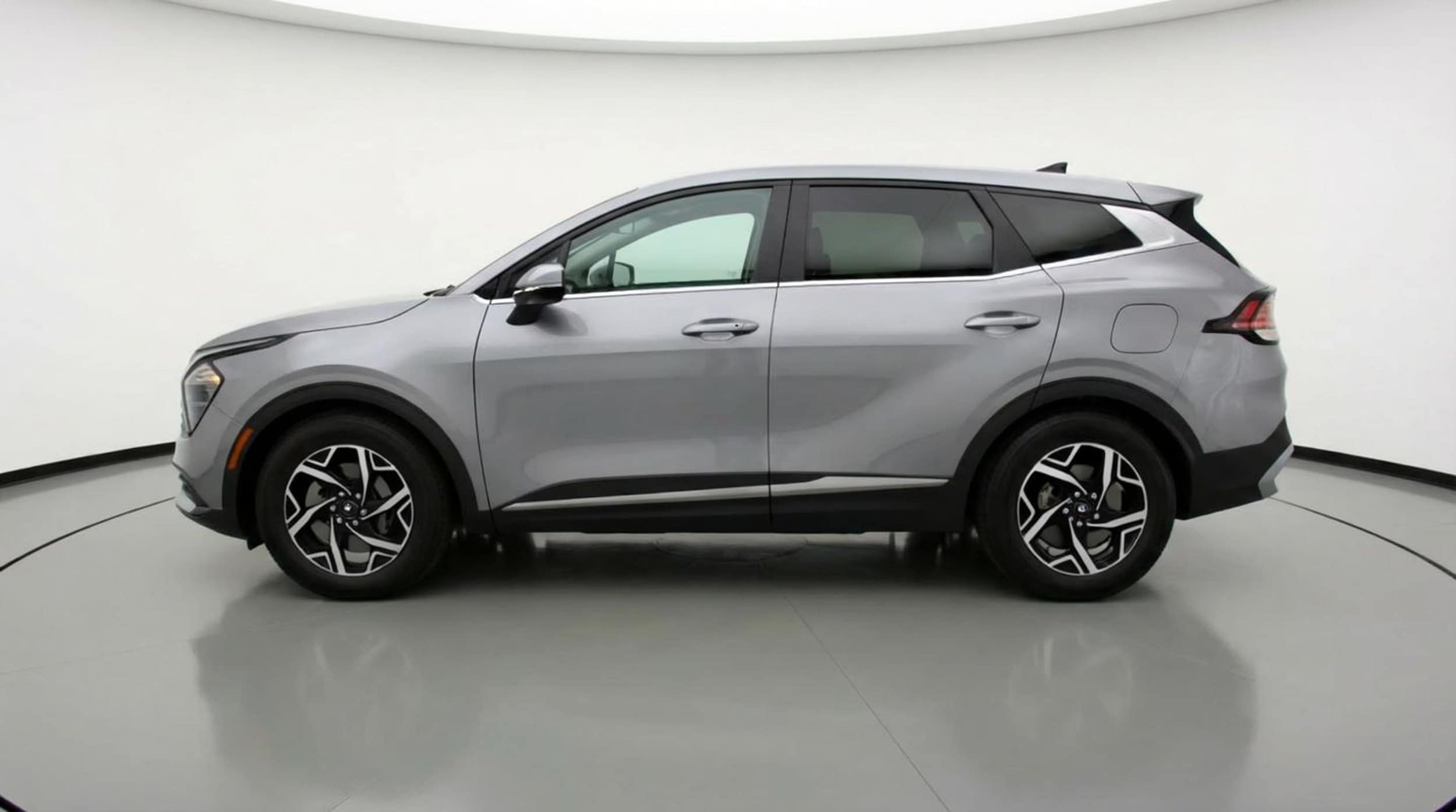 Thumbnail: 2025 Kia Sportage - 4