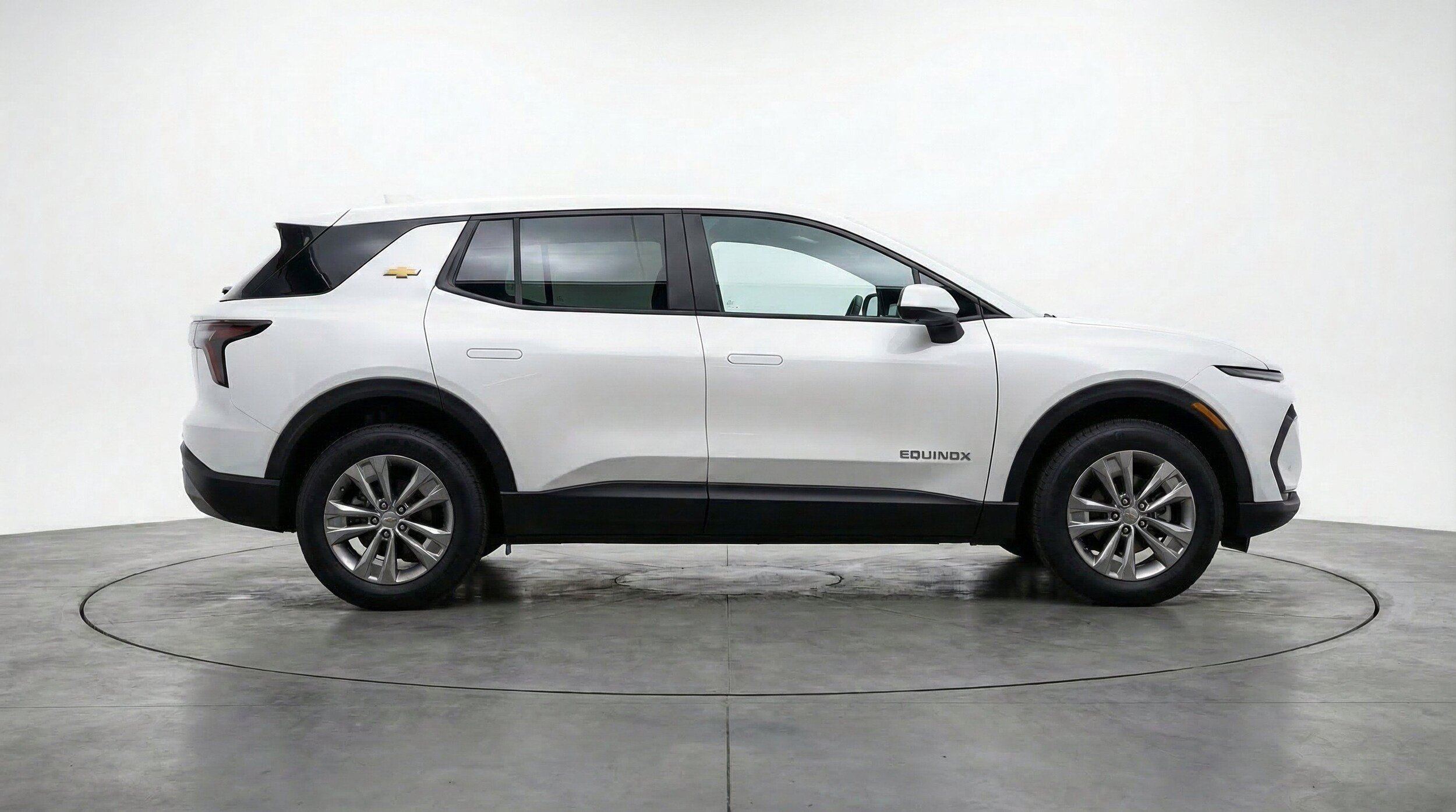 Thumbnail: 2025 Chevrolet Equinox - 11