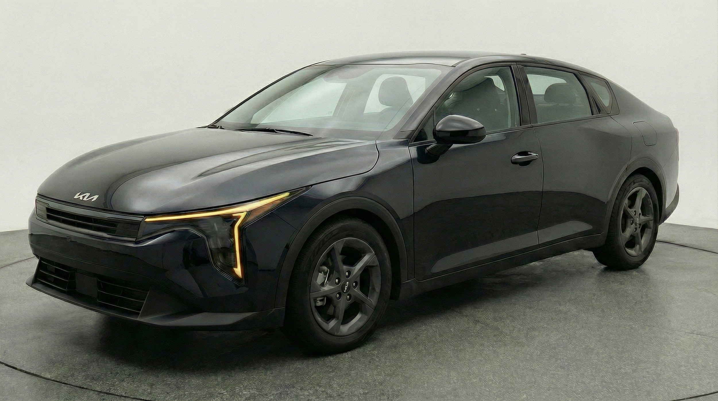 Thumbnail: 2025 Kia K4 - 3