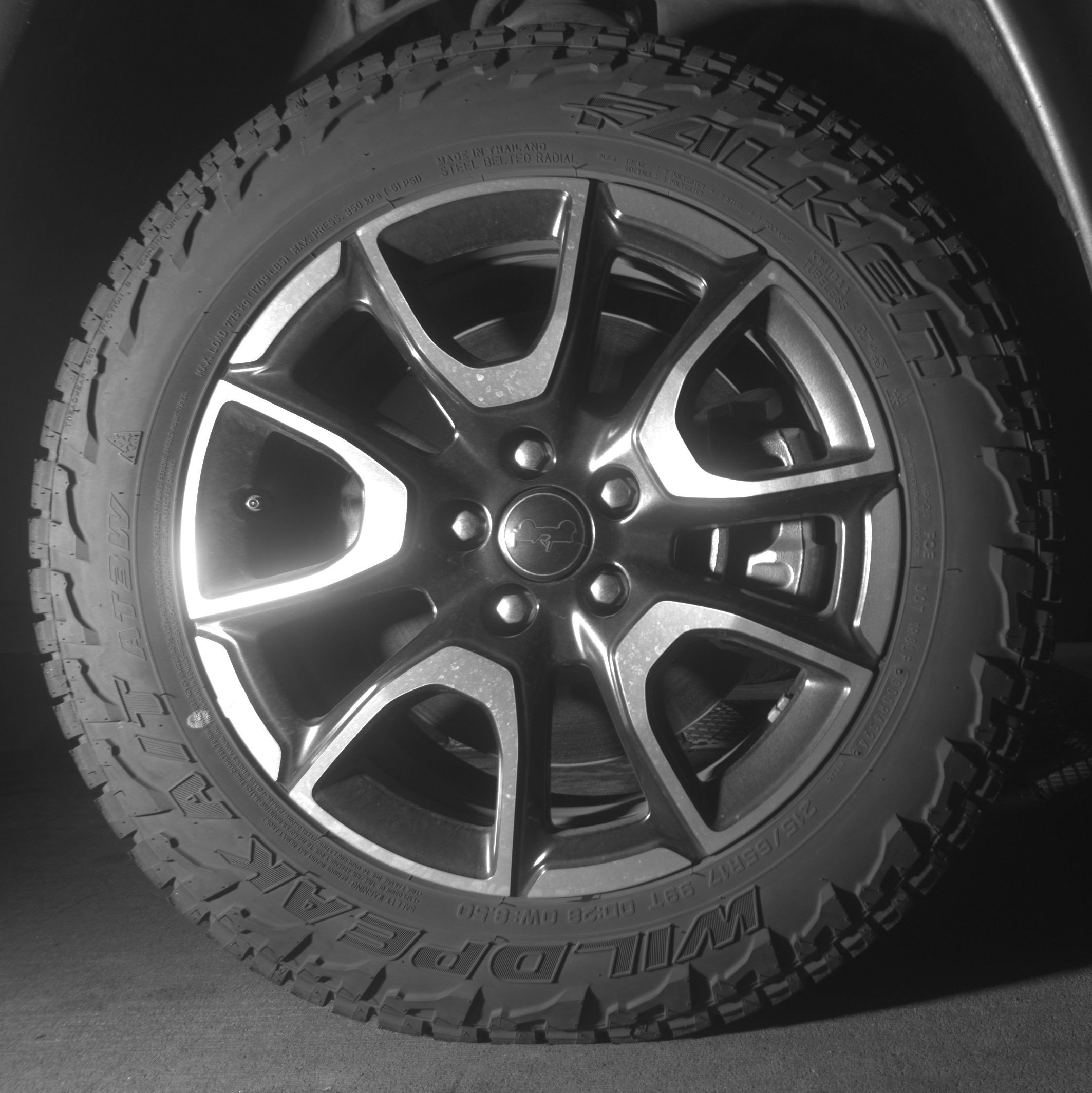 Thumbnail: 2025 Jeep Compass - 13