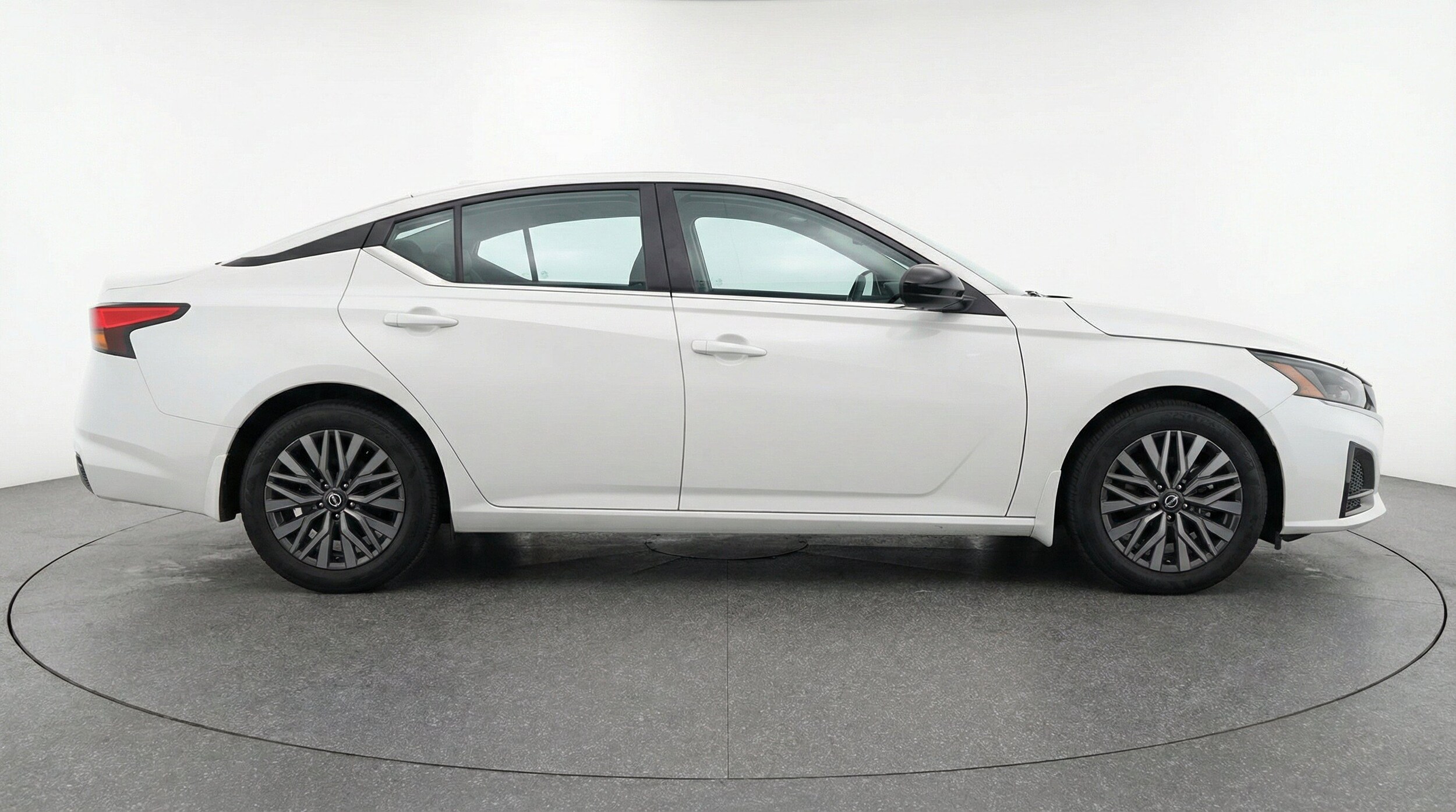Thumbnail: 2025 Nissan Altima - 11