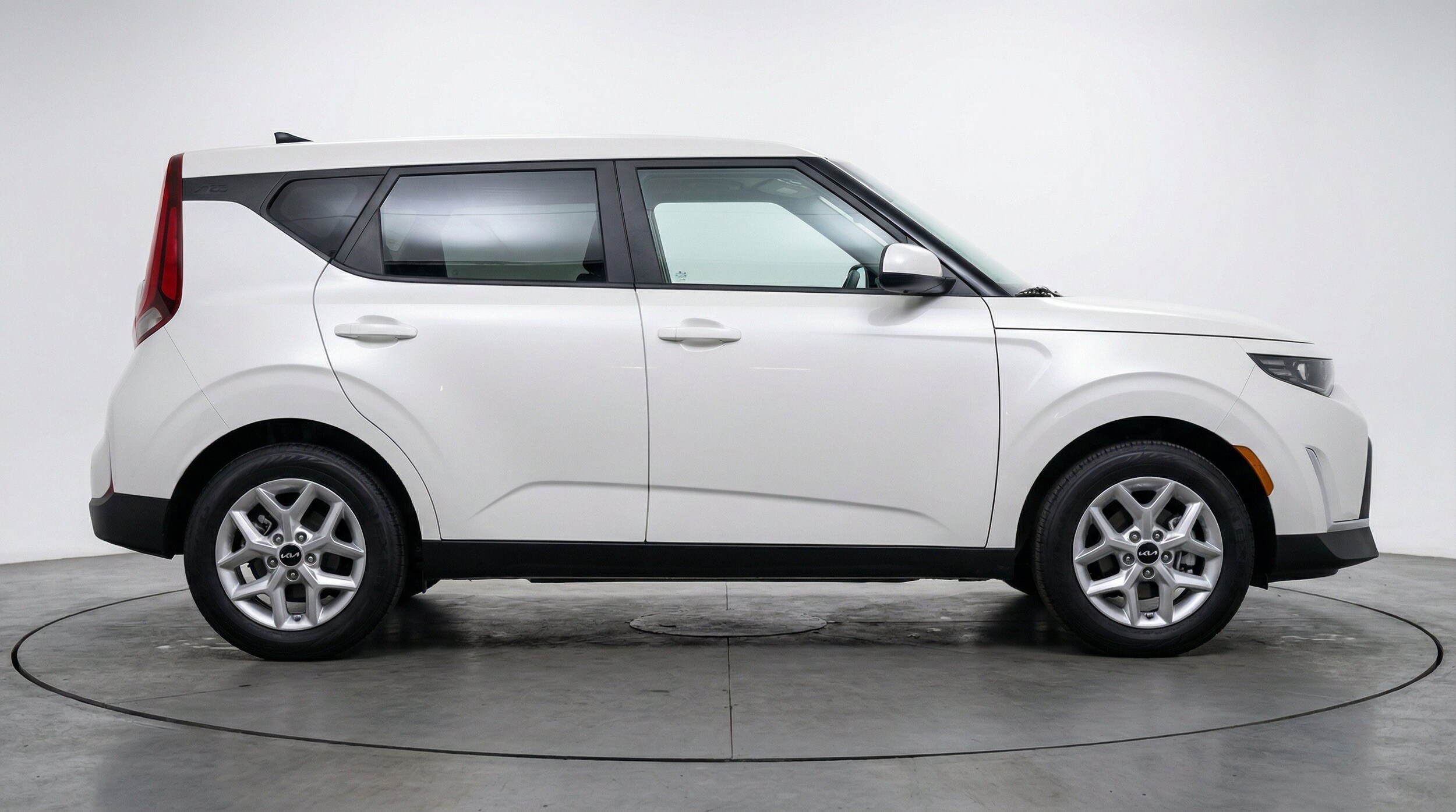 Thumbnail: 2025 Kia Soul - 10