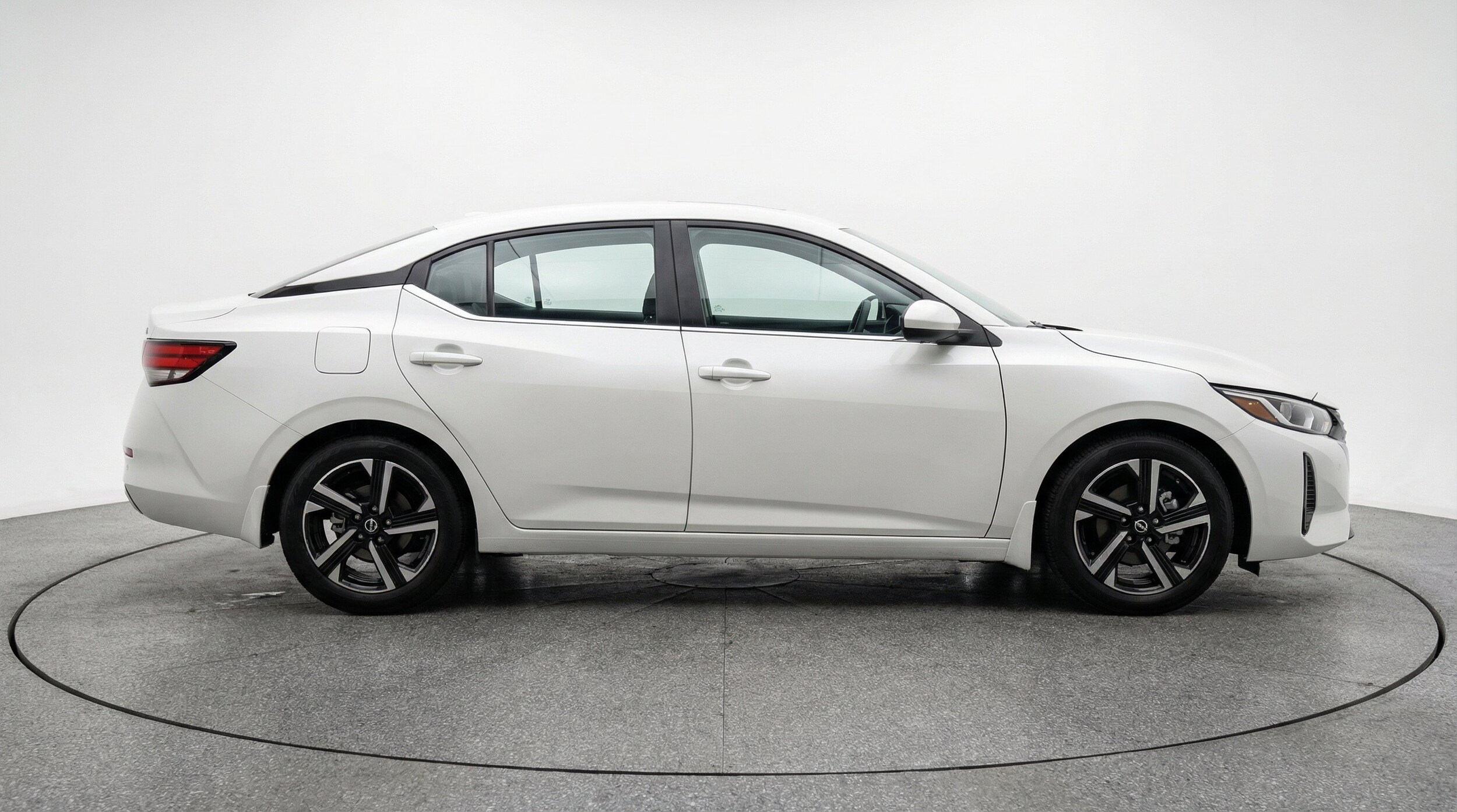 Thumbnail: 2025 Nissan Sentra - 11