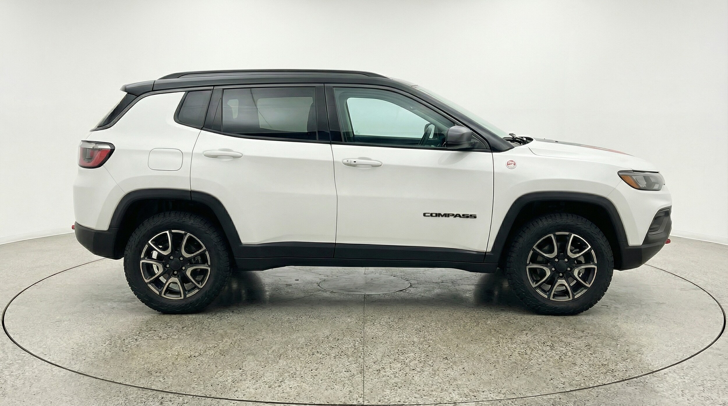 Thumbnail: 2025 Jeep Compass - 8