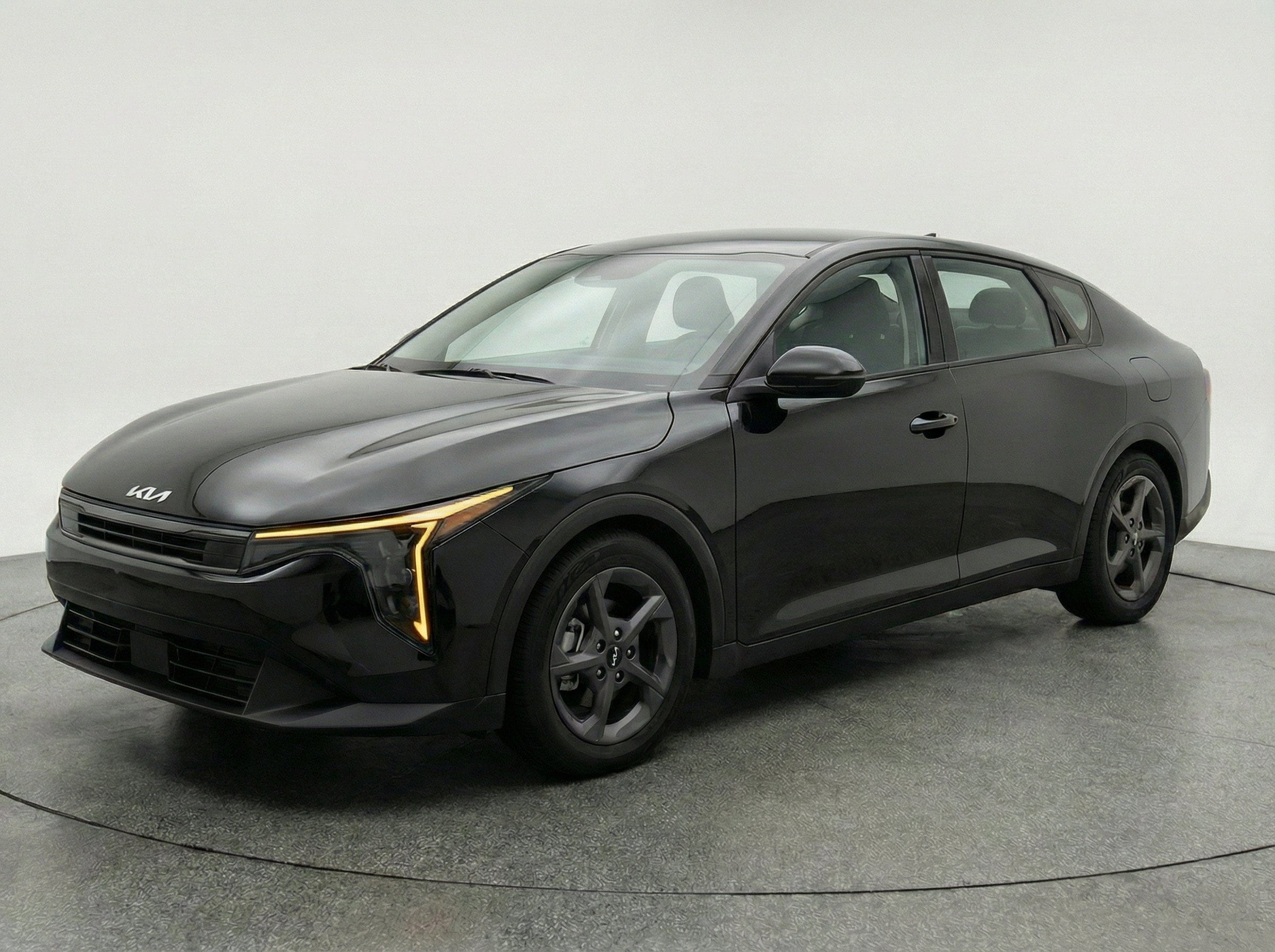 Thumbnail: 2025 Kia K4 - 3