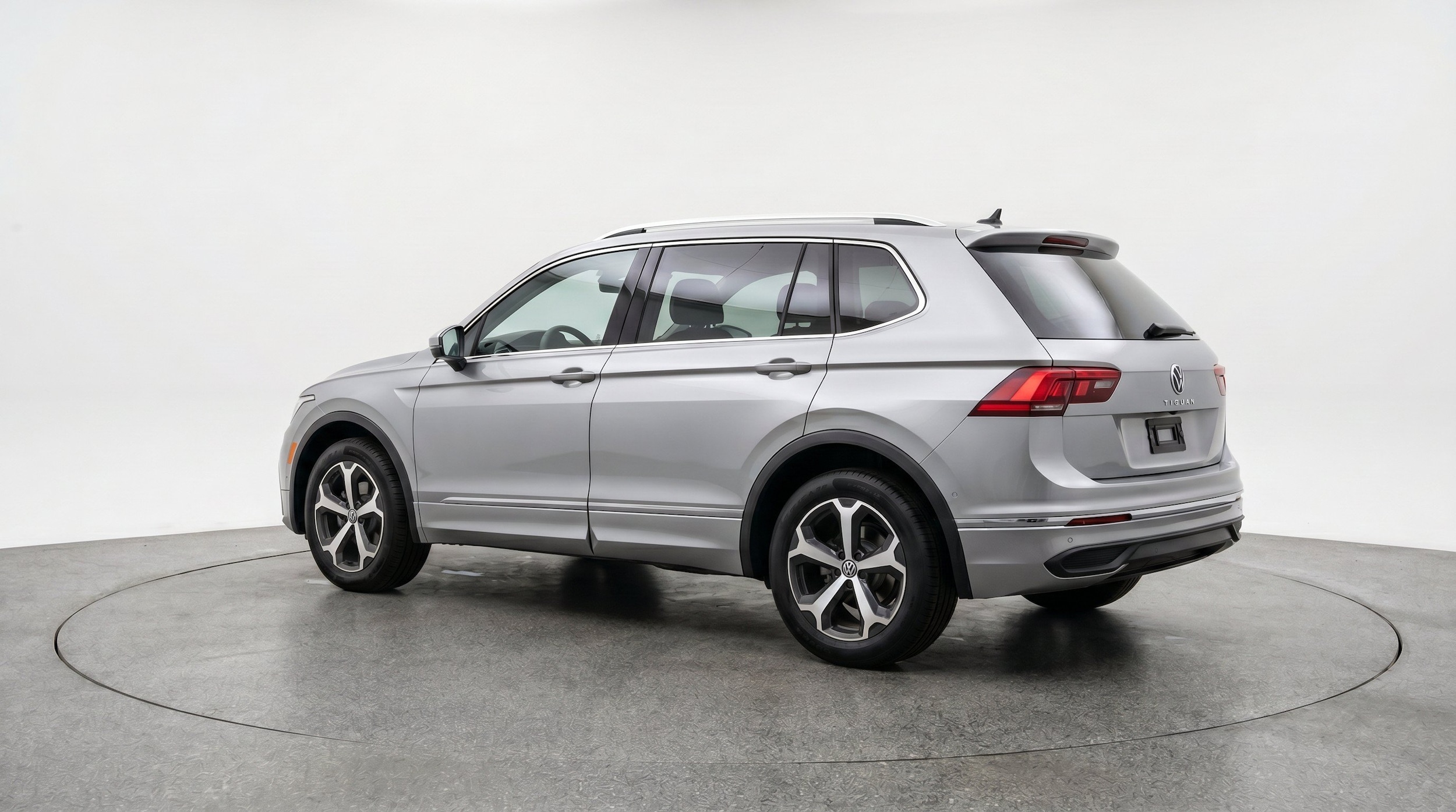 Thumbnail: 2026 Volkswagen Tiguan - 6