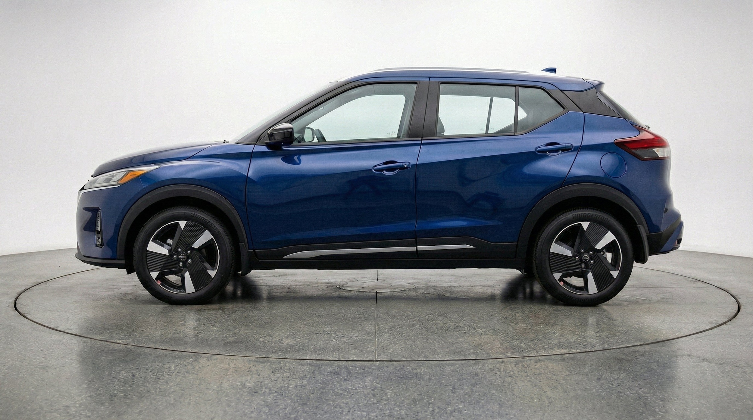 Thumbnail: 2026 Nissan Kicks - 5