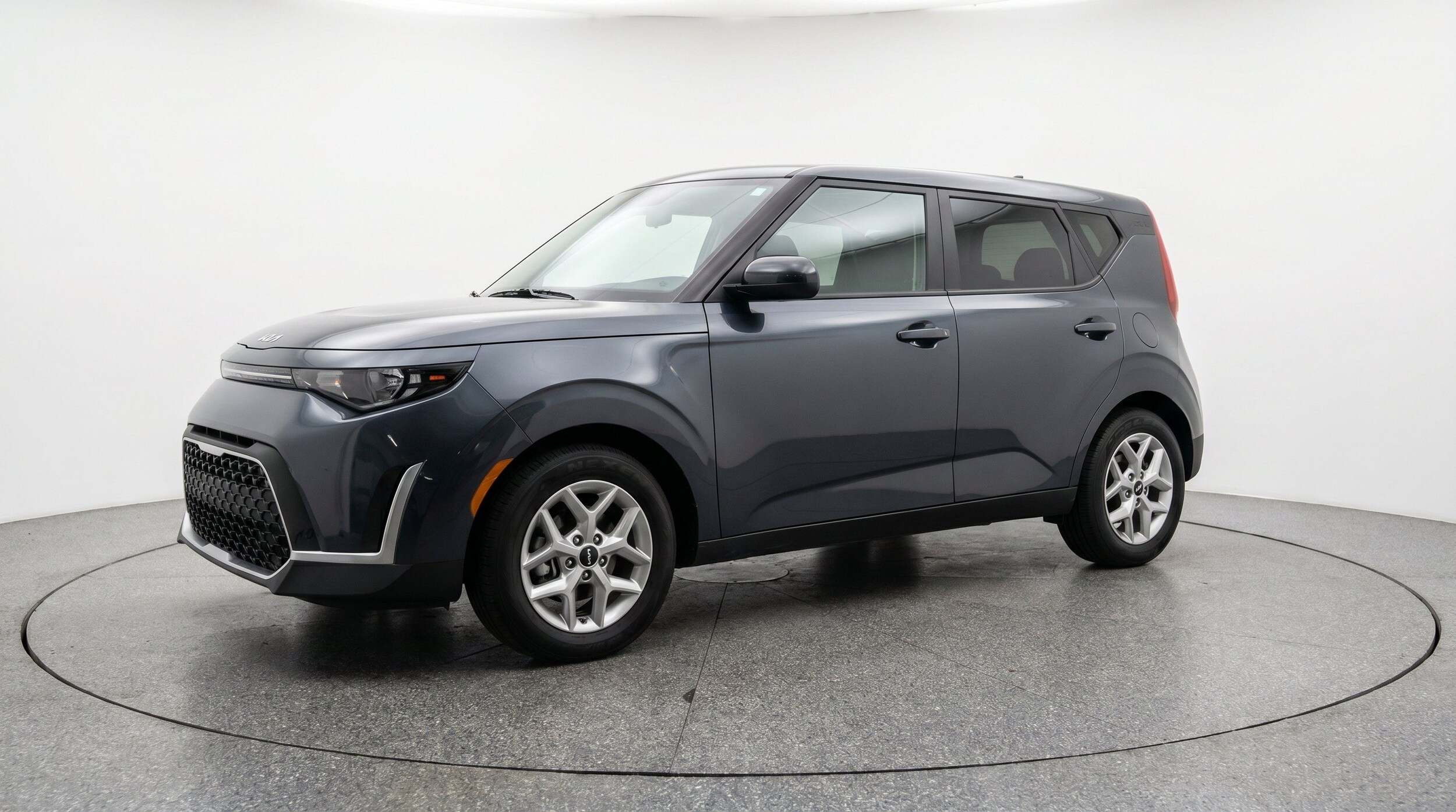 Thumbnail: 2025 Kia Soul - 3