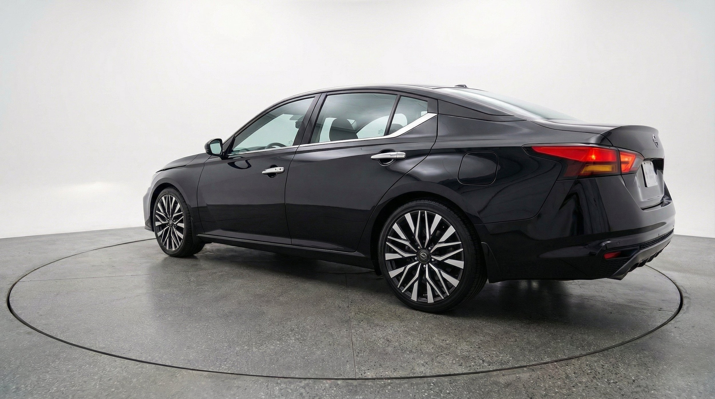 Thumbnail: 2026 Nissan Altima - 6