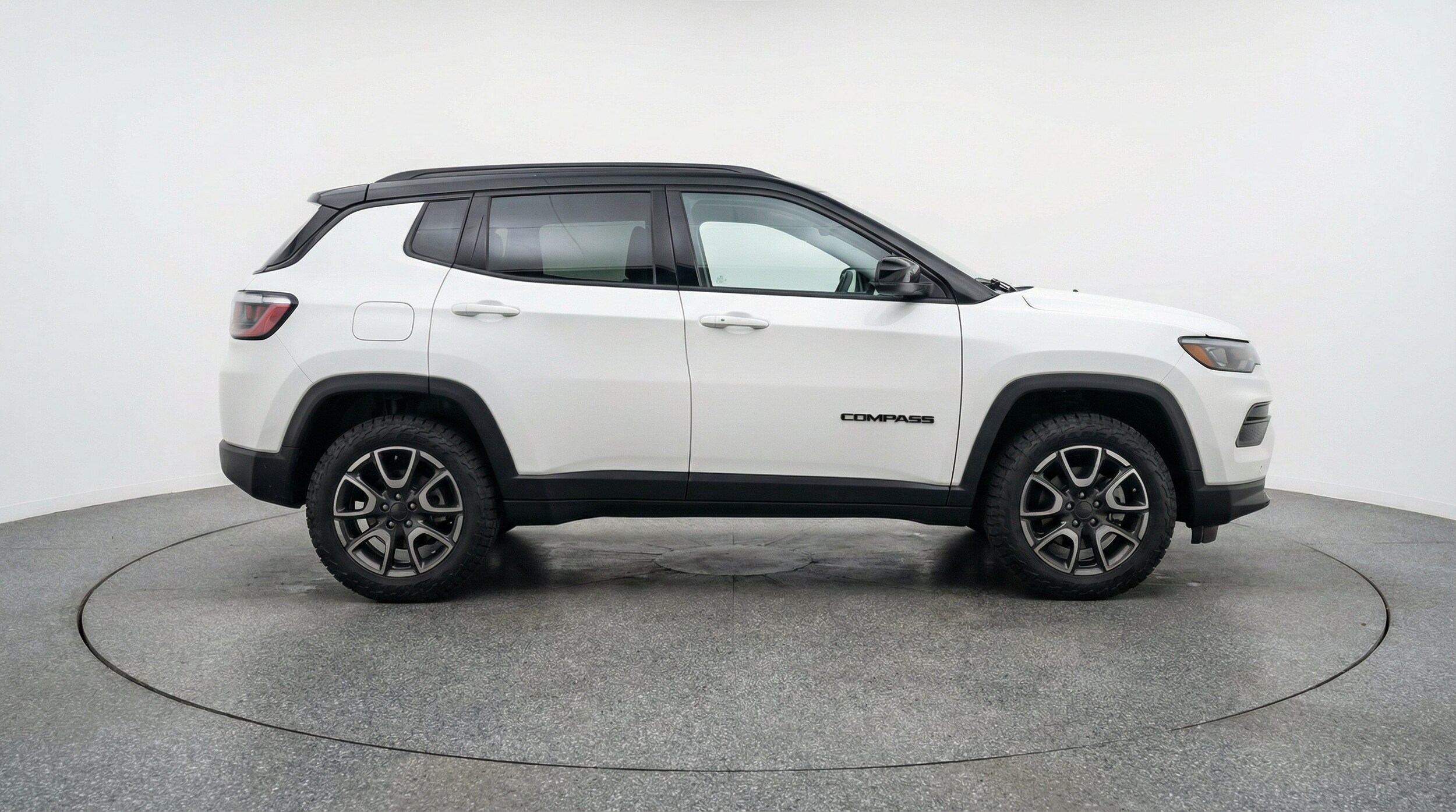 Thumbnail: 2025 Jeep Compass - 10