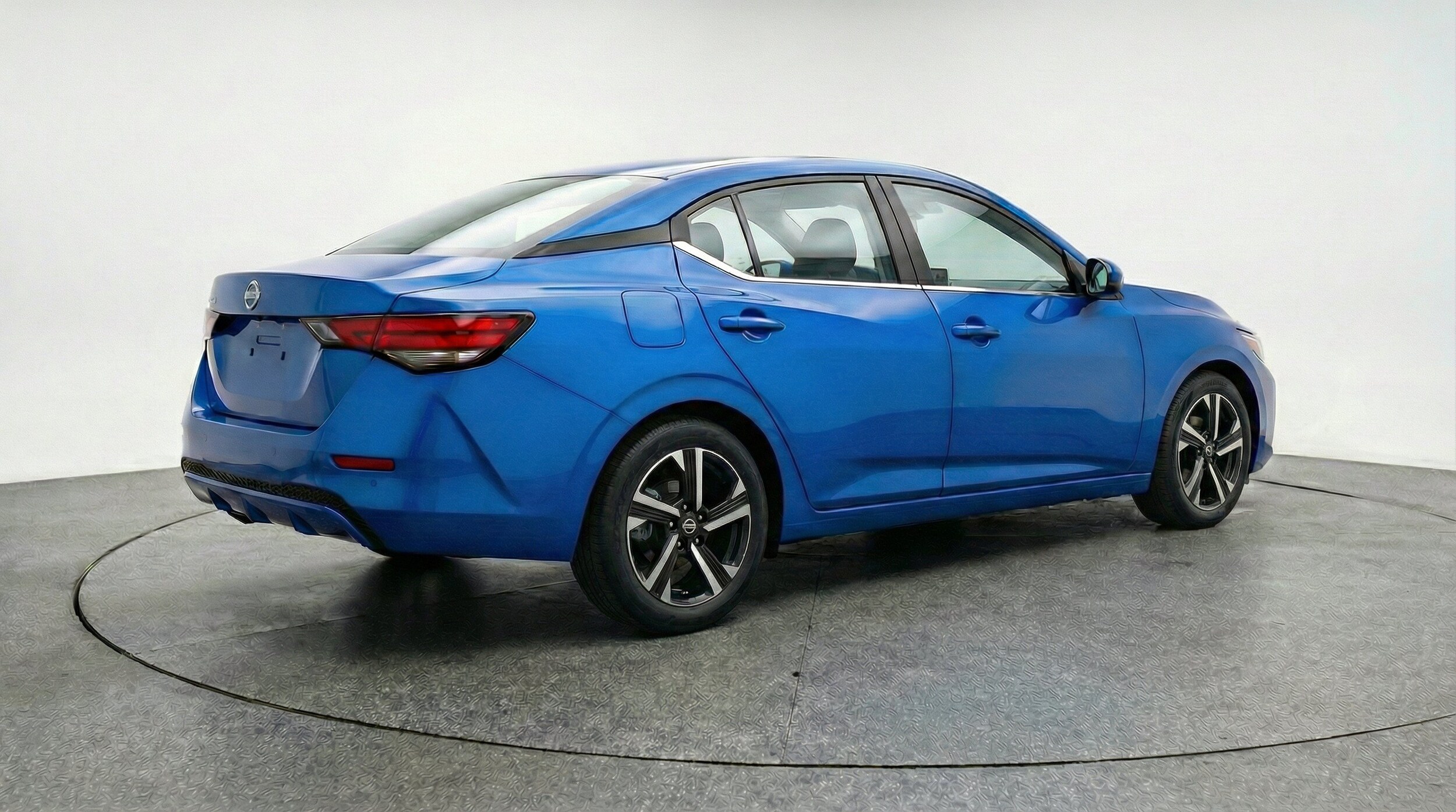 Thumbnail: 2025 Nissan Sentra - 9