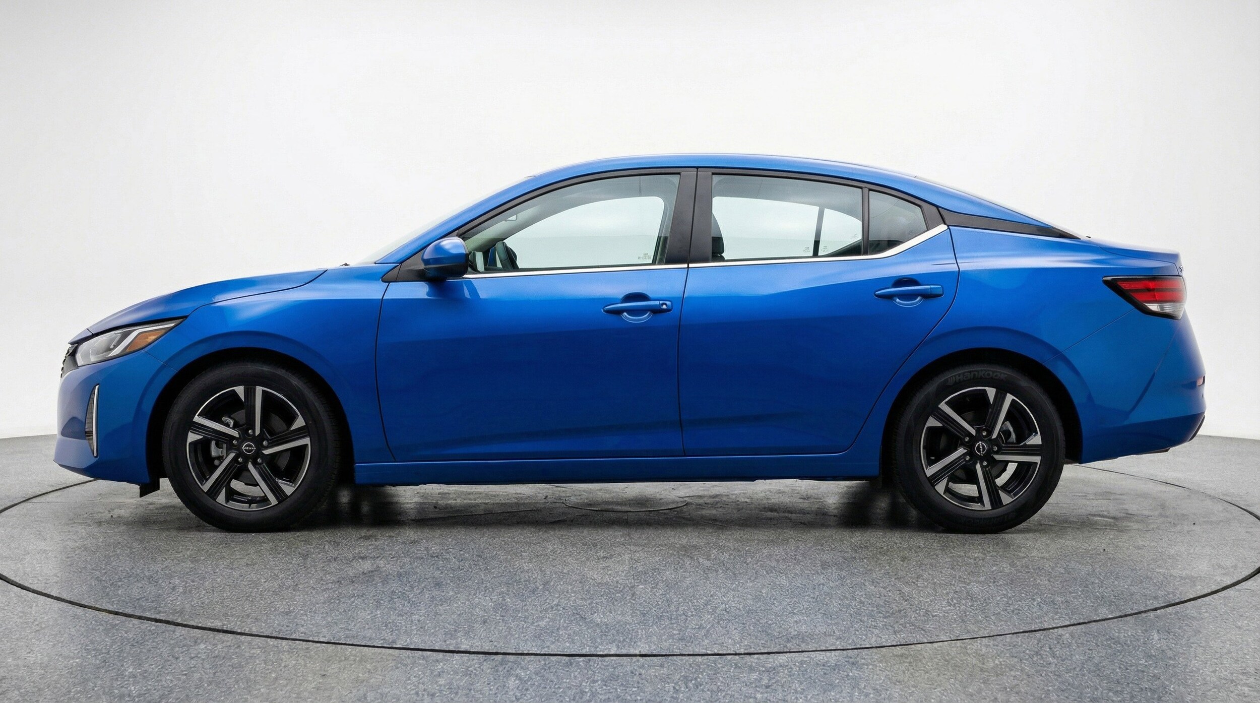 Thumbnail: 2025 Nissan Sentra - 5