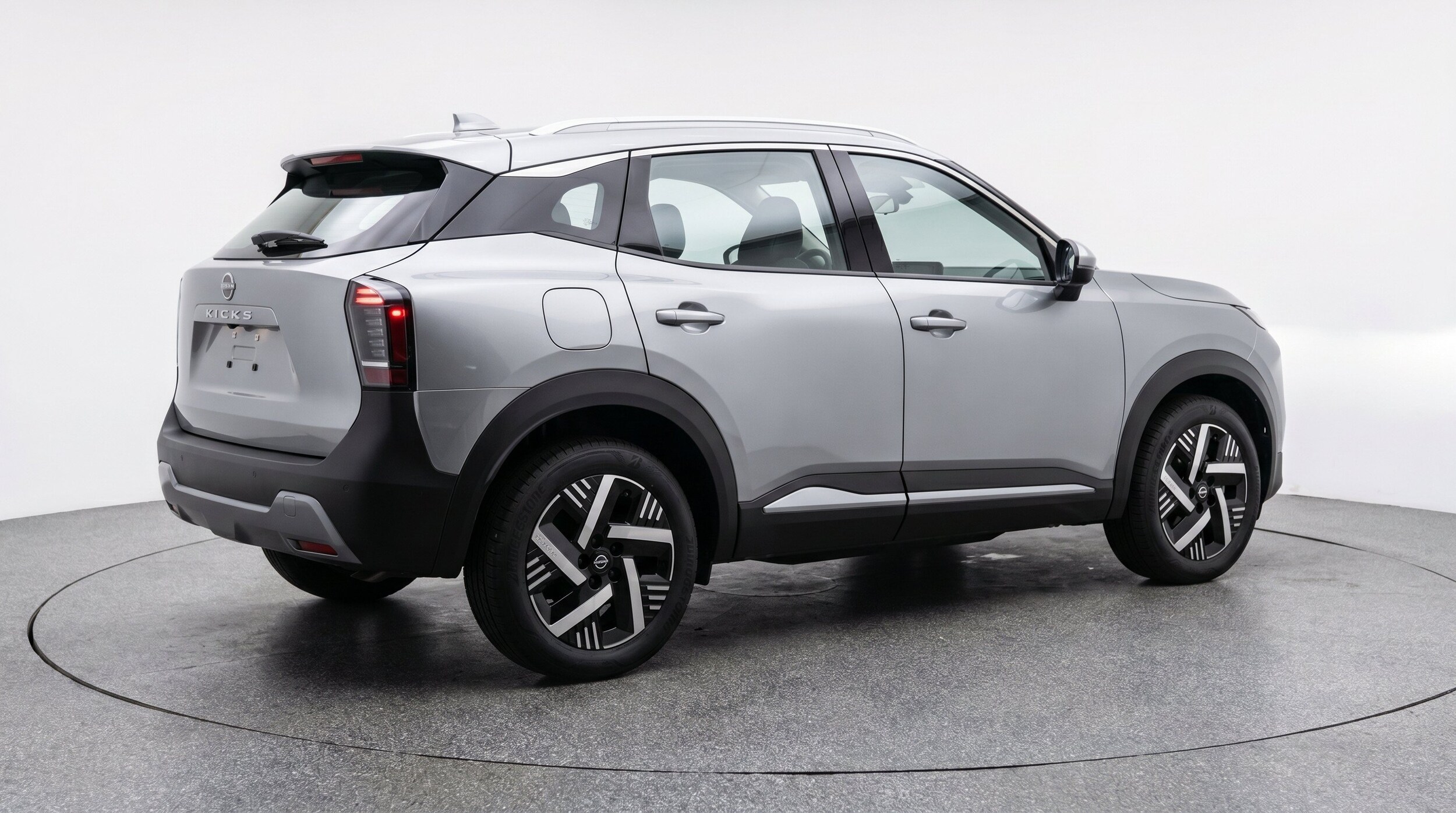 Thumbnail: 2026 Nissan Kicks - 9
