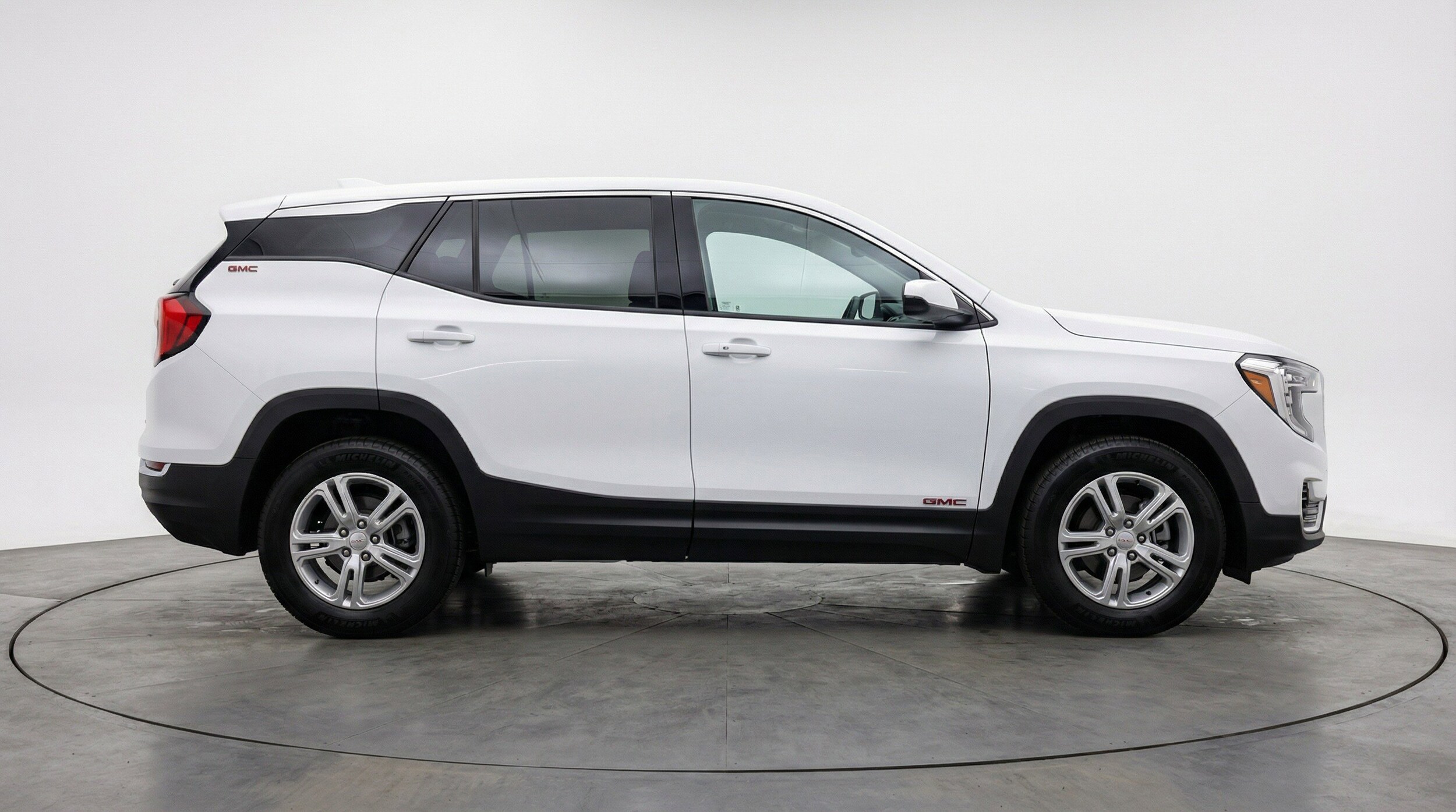 Thumbnail: 2024 GMC Terrain - 11