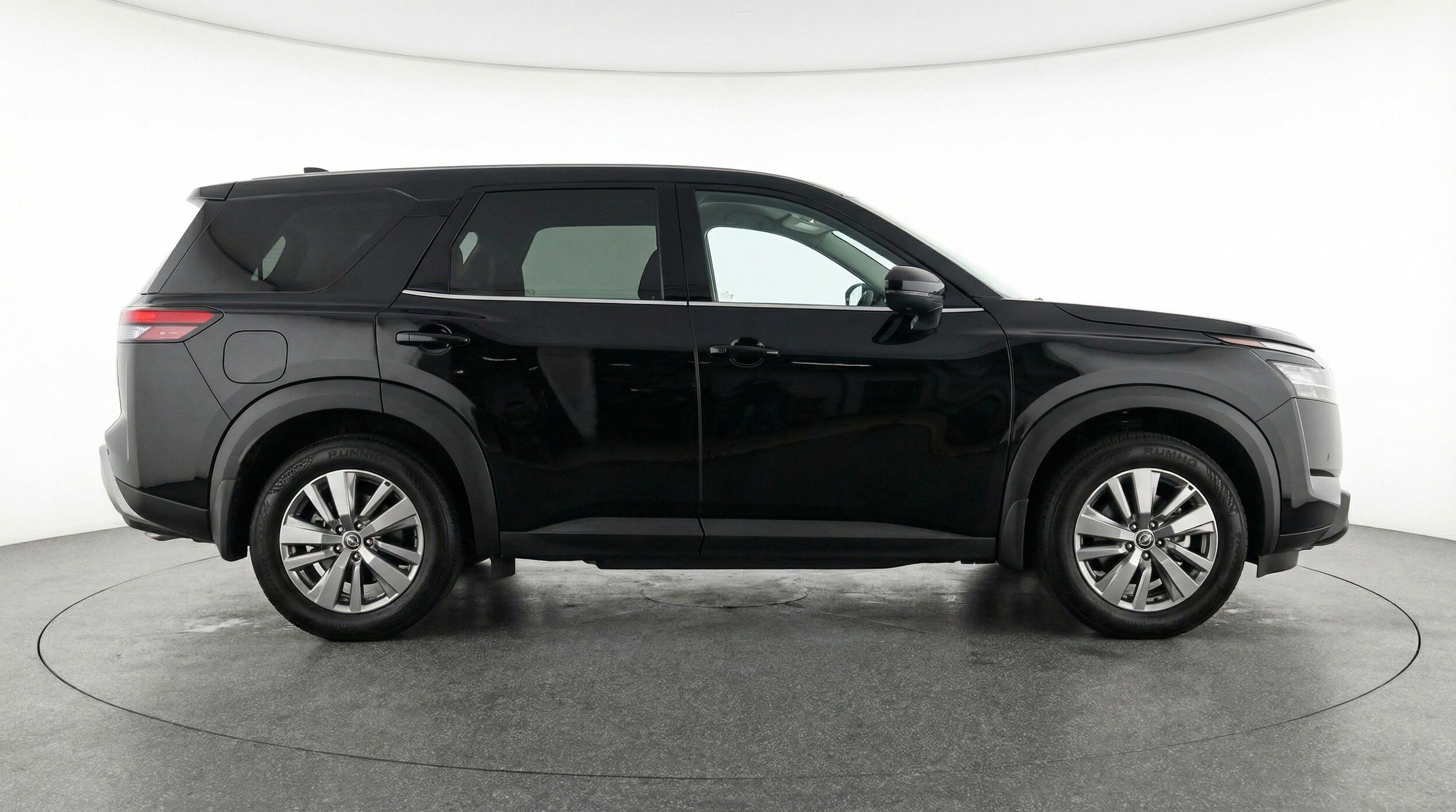 Thumbnail: 2025 Nissan Pathfinder - 11