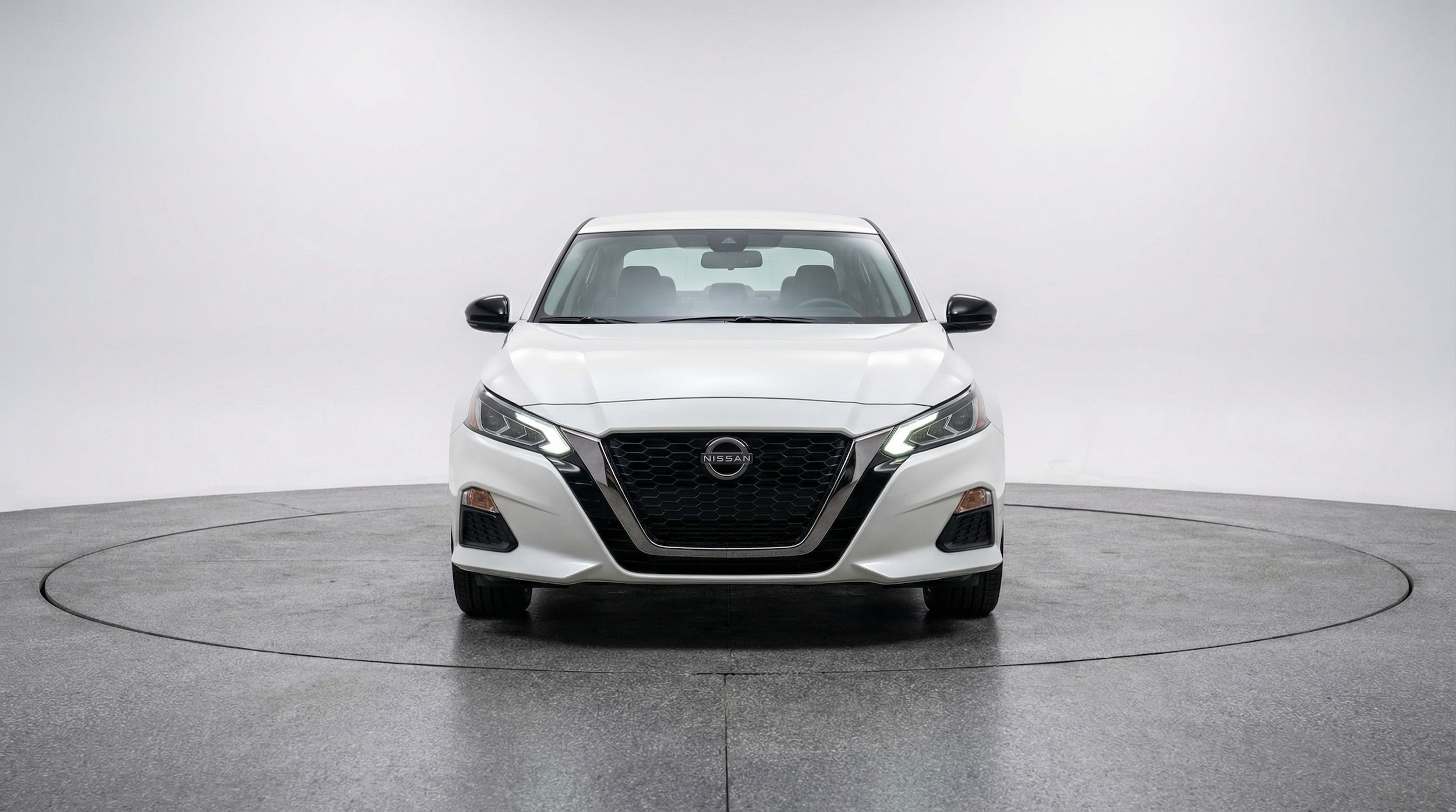 Thumbnail: 2025 Nissan Altima - 2