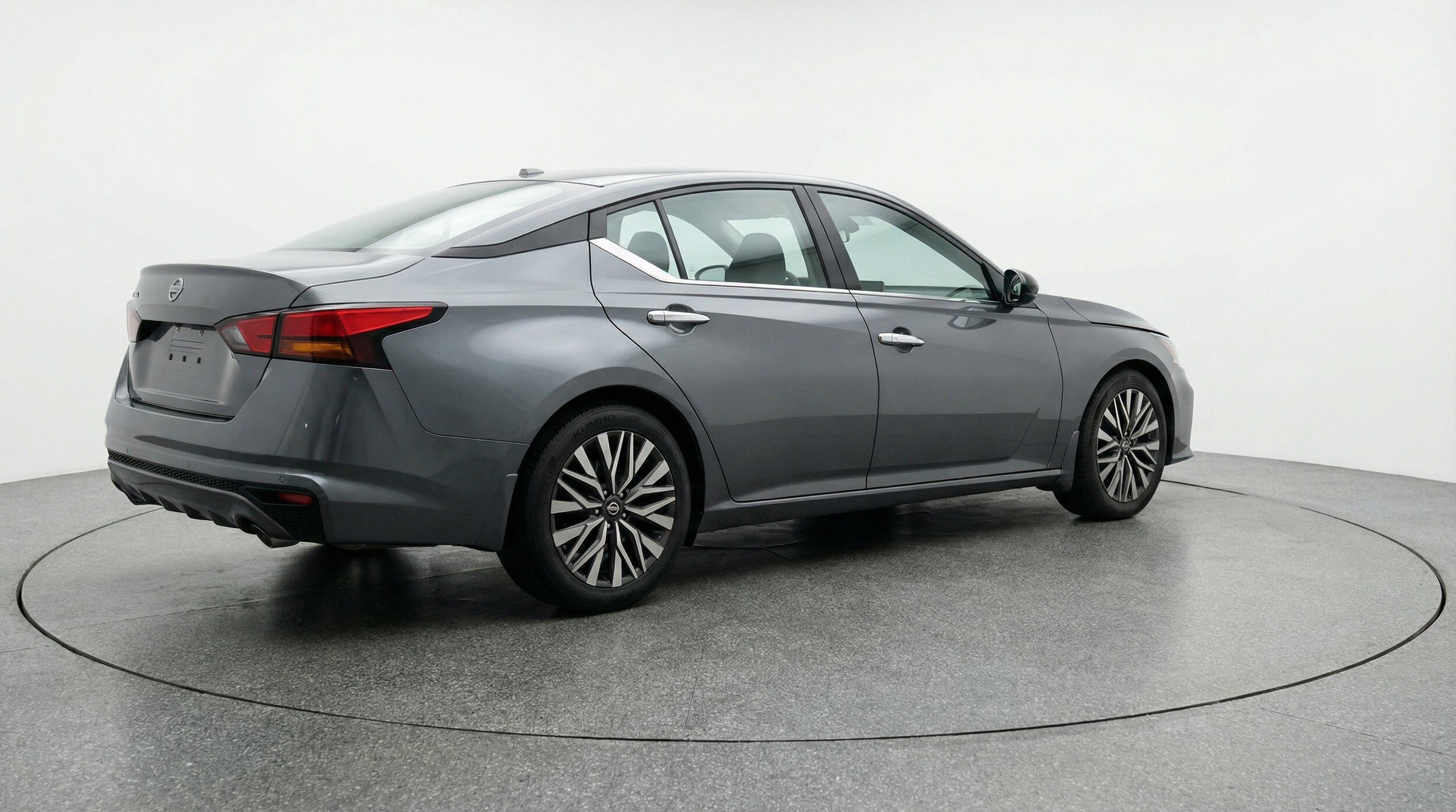 Thumbnail: 2025 Nissan Altima - 9