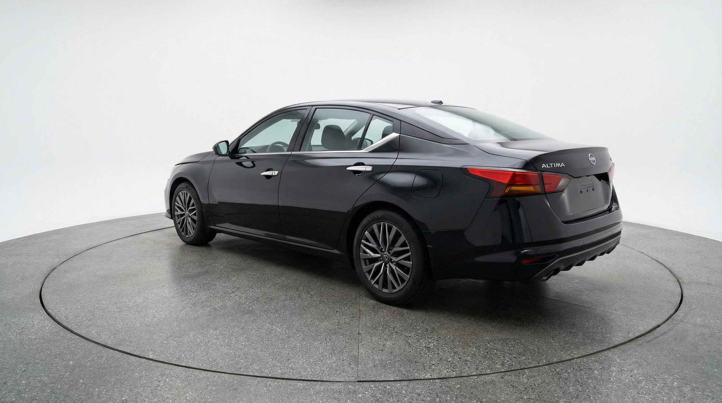 Thumbnail: 2025 Nissan Altima - 6