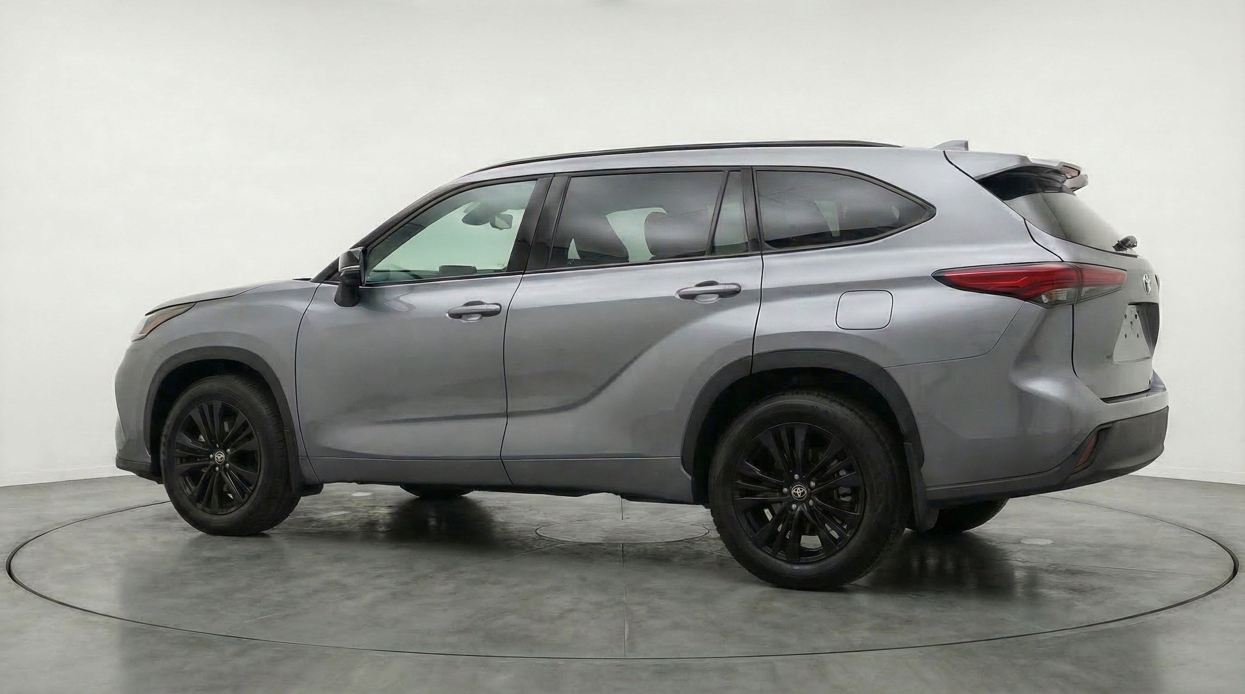 Thumbnail: 2025 Toyota Highlander - 6