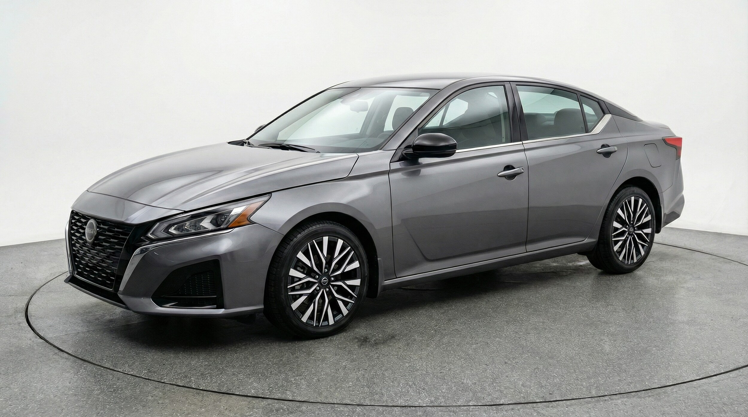 Thumbnail: 2025 Nissan Altima - 3