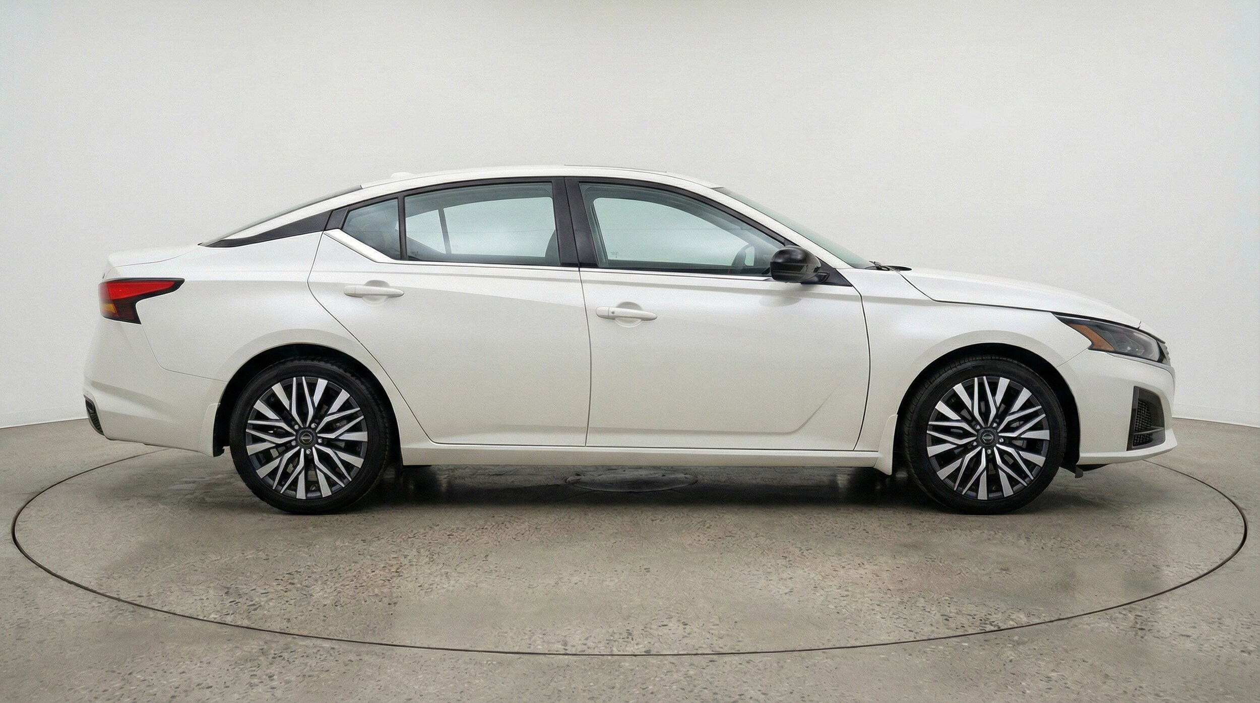 Thumbnail: 2025 Nissan Altima - 11