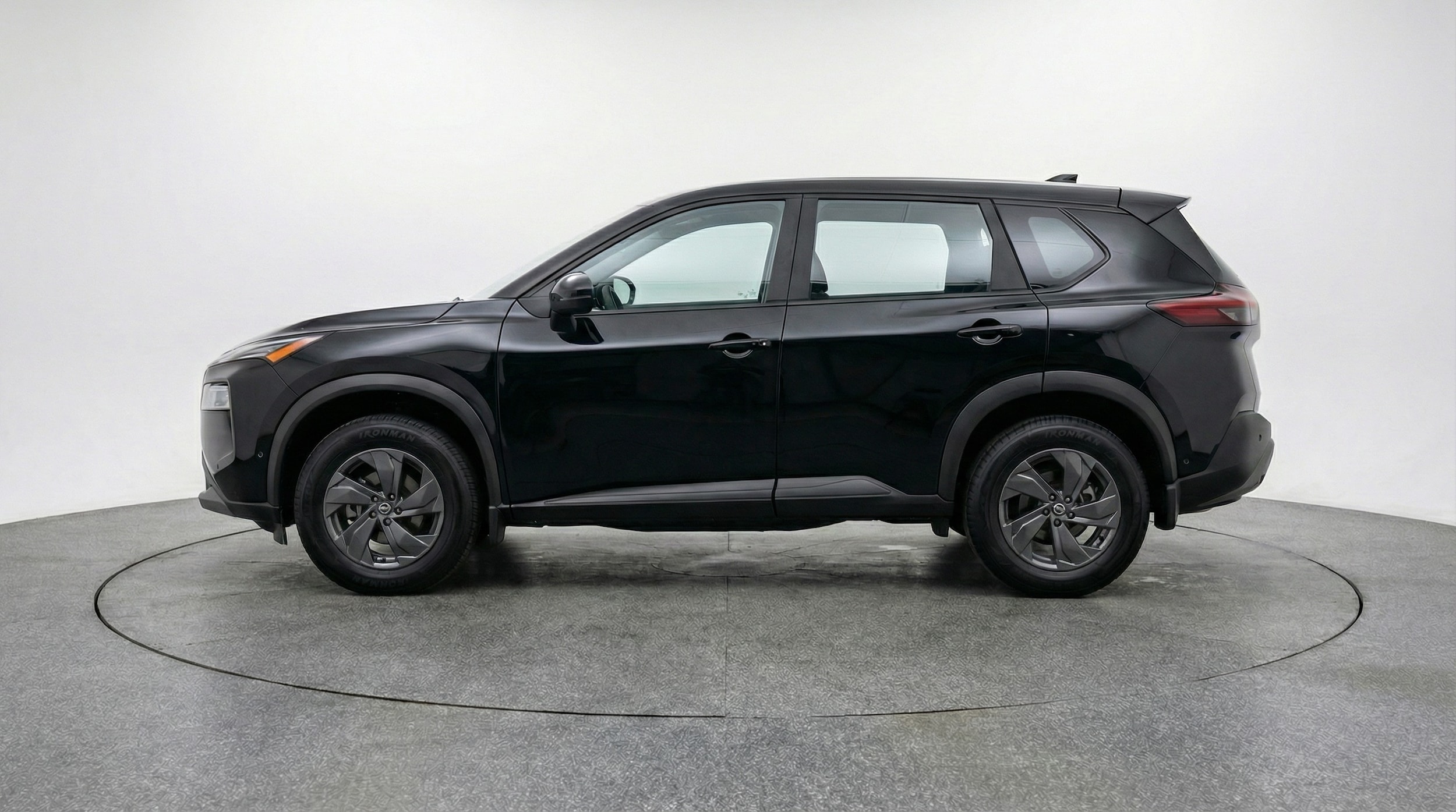 Thumbnail: 2025 Nissan Rogue - 4