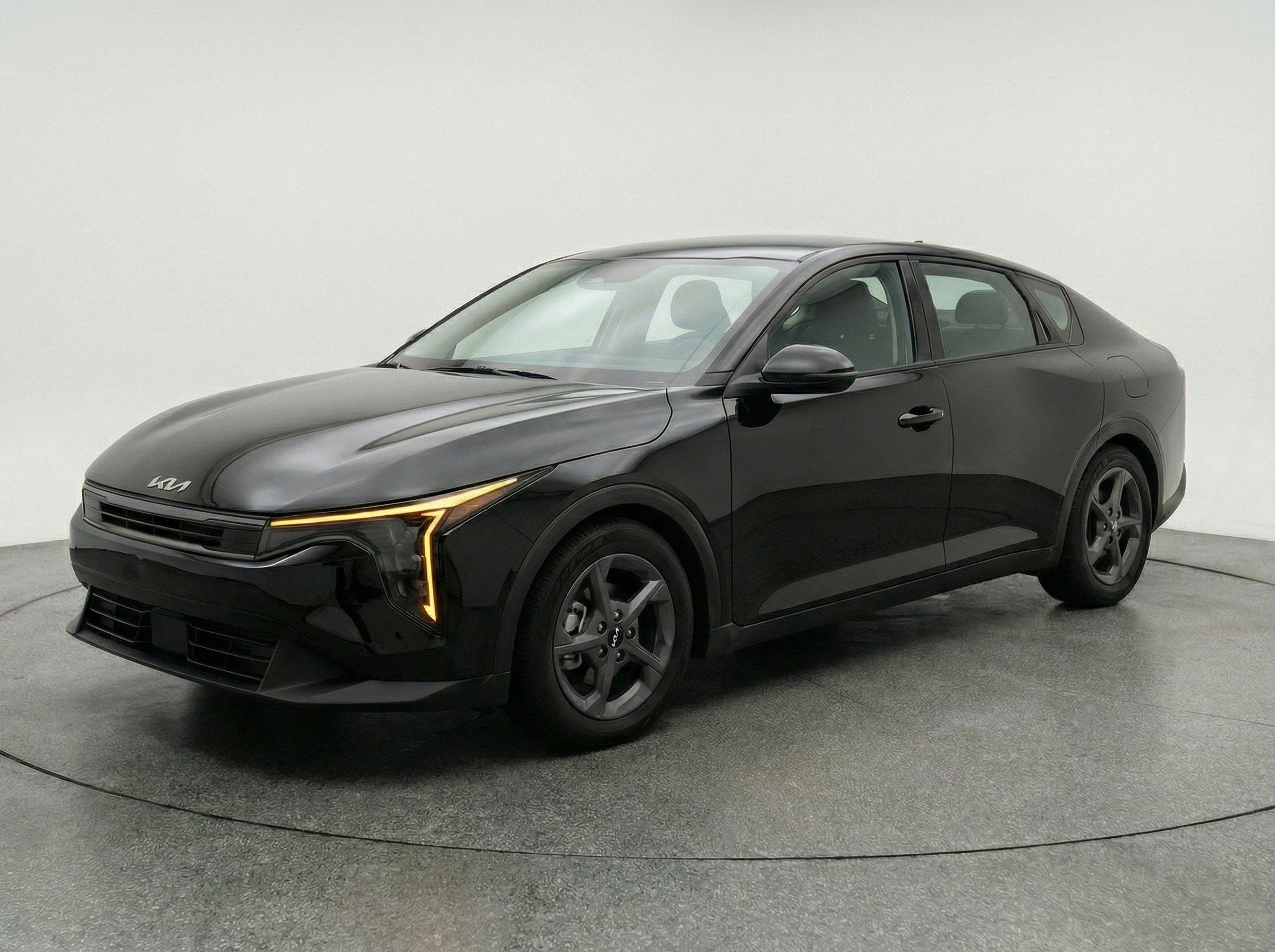 Thumbnail: 2025 Kia K4 - 3